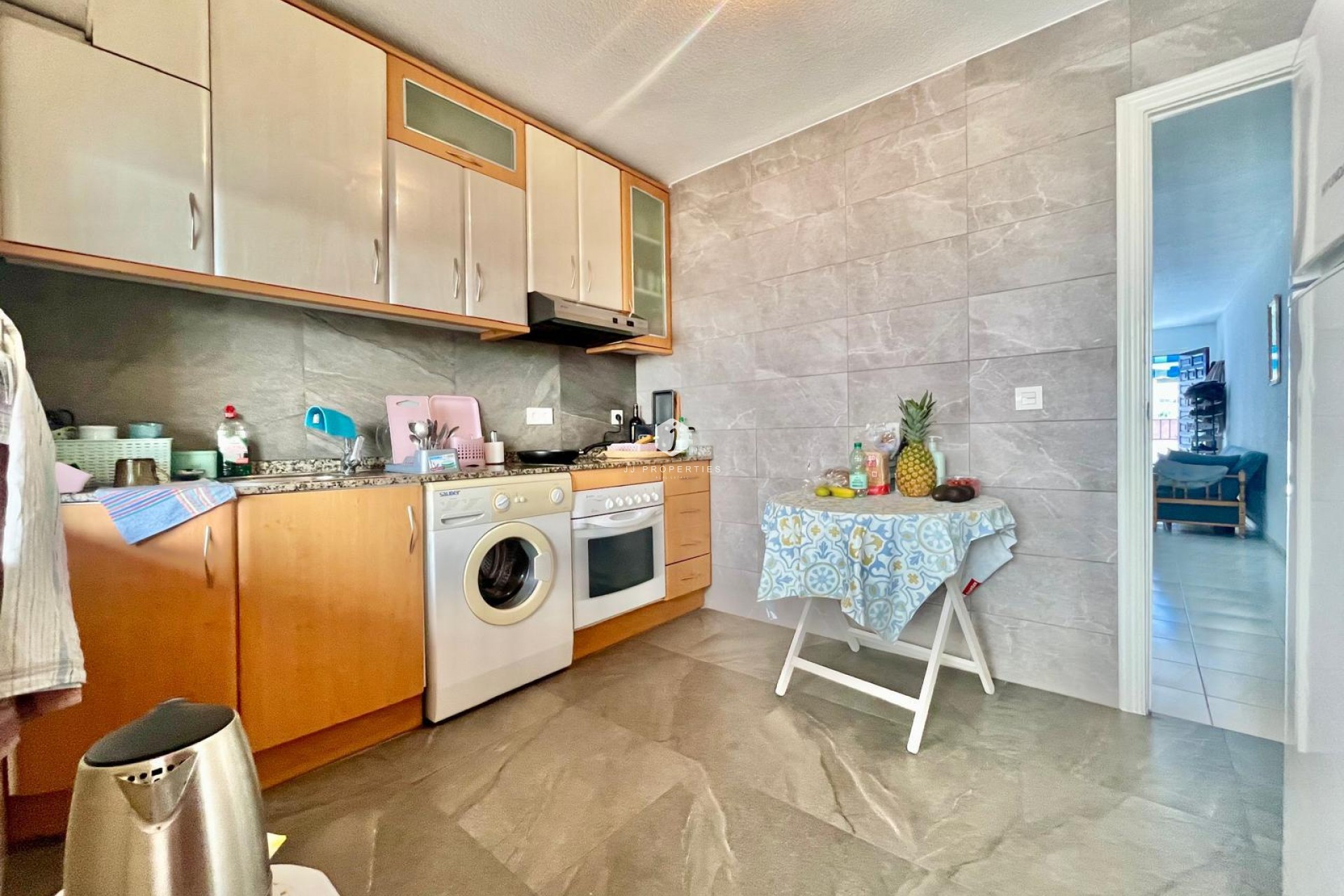 Resale - Apartment / flat -
Torrevieja - Playa de los Locos