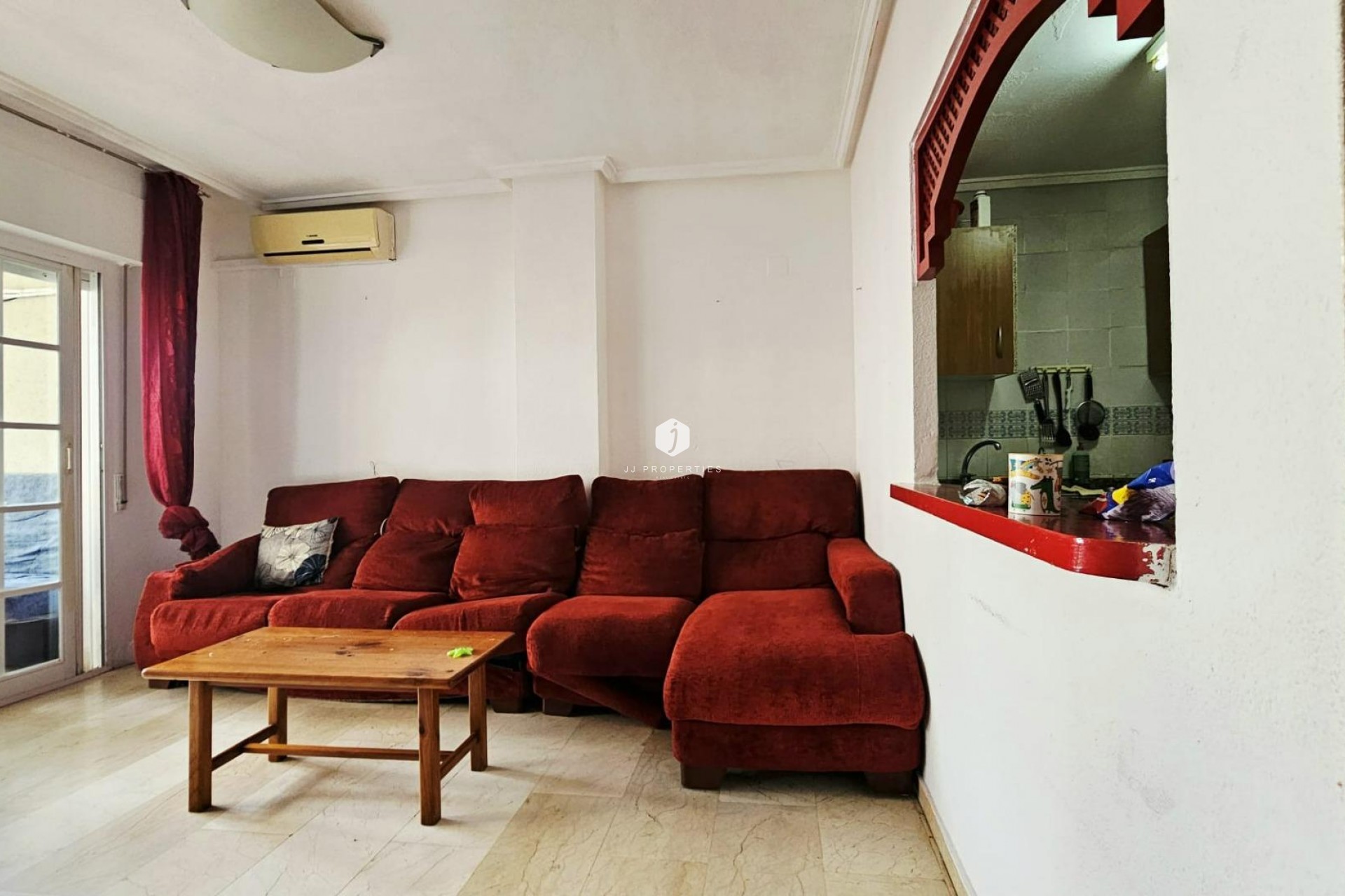 Resale - Apartment / flat -
Torrevieja - Playa de los Locos