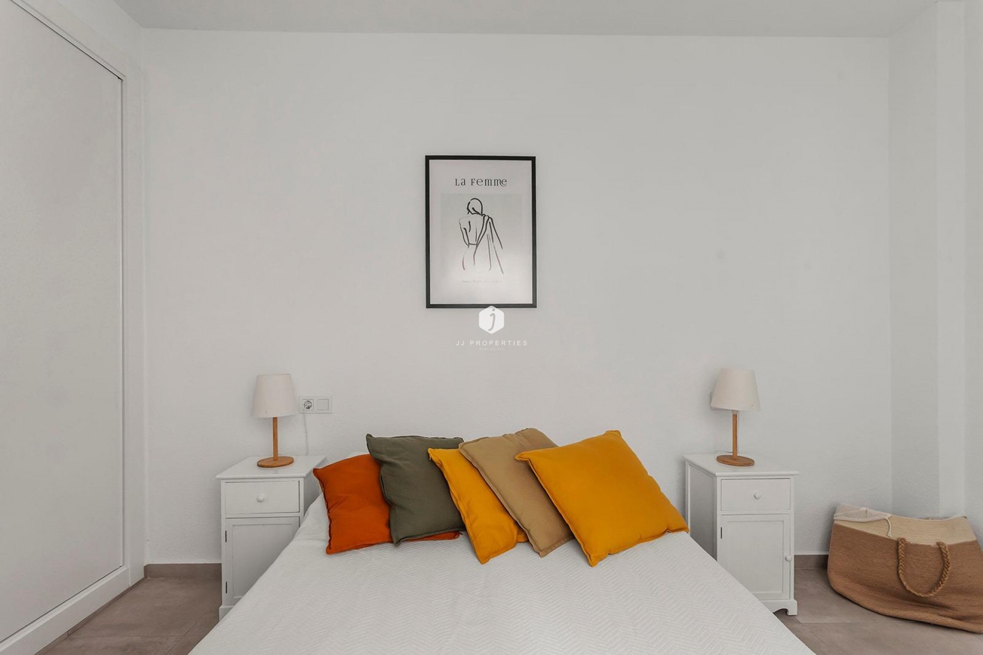 Resale - Apartment / flat -
Torrevieja - Playa de los Locos