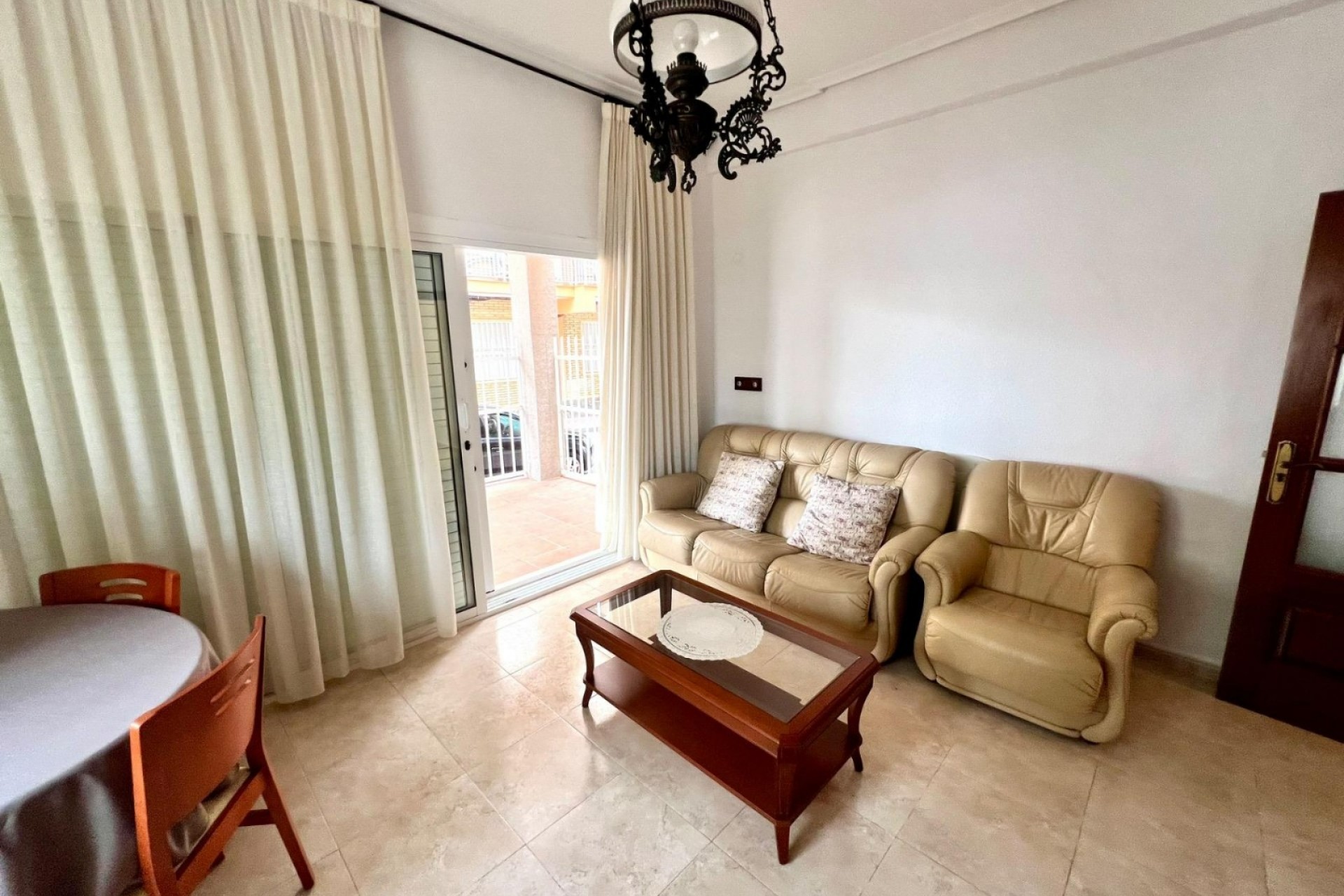 Resale - Apartment / flat -
Torrevieja - Playa de los Naufragos