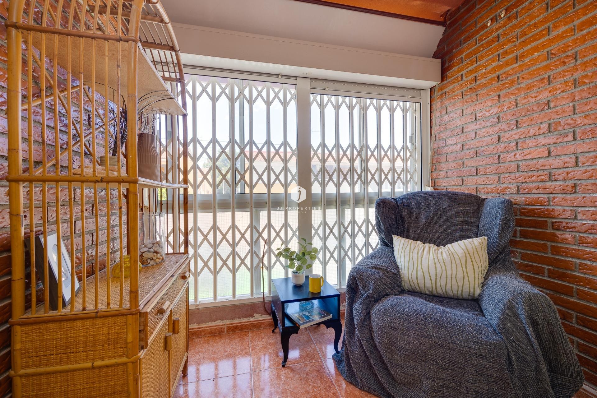 Resale - Apartment / flat -
Torrevieja - Playa de los Naufragos