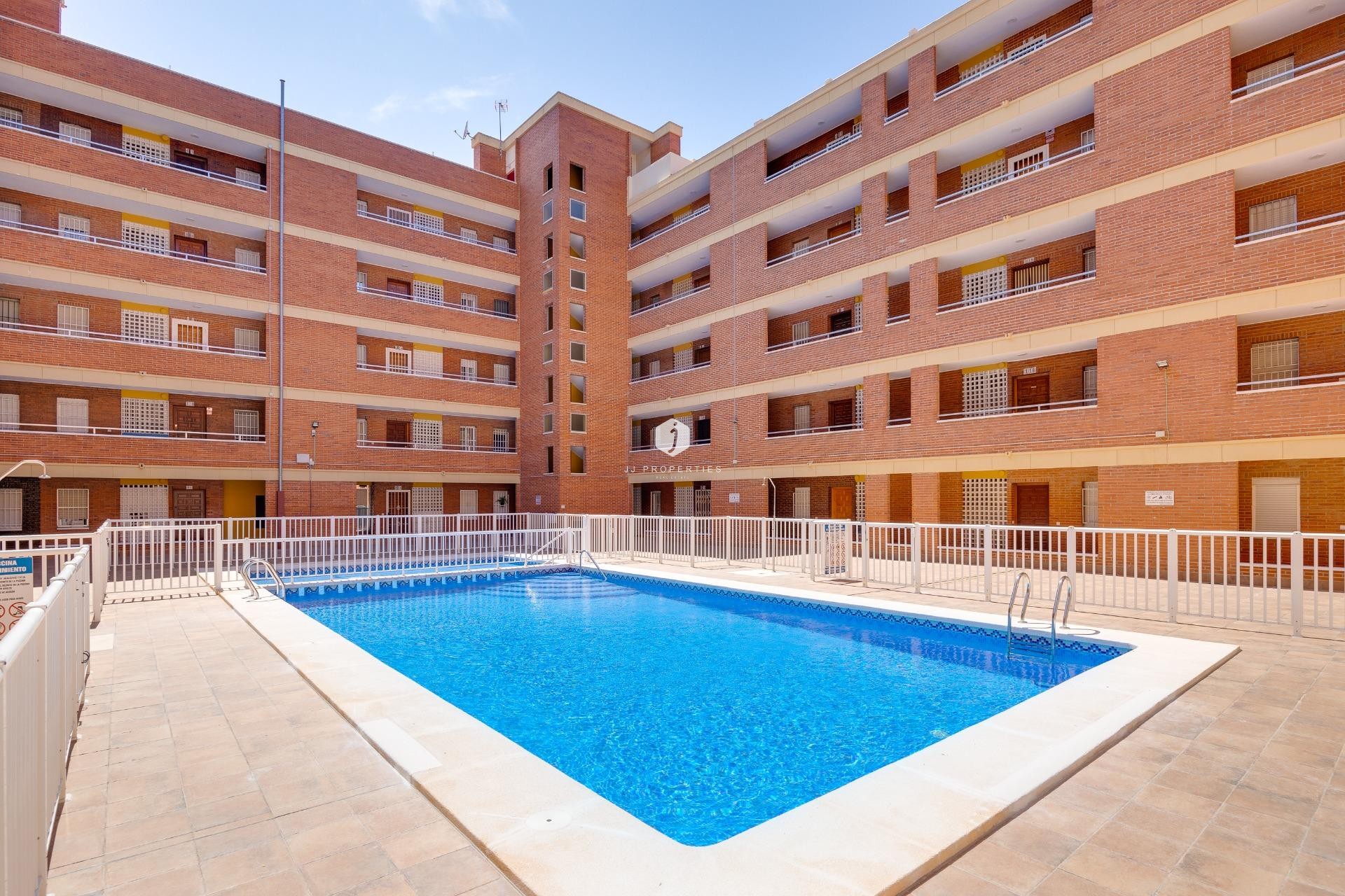 Resale - Apartment / flat -
Torrevieja - Playa de los Naufragos