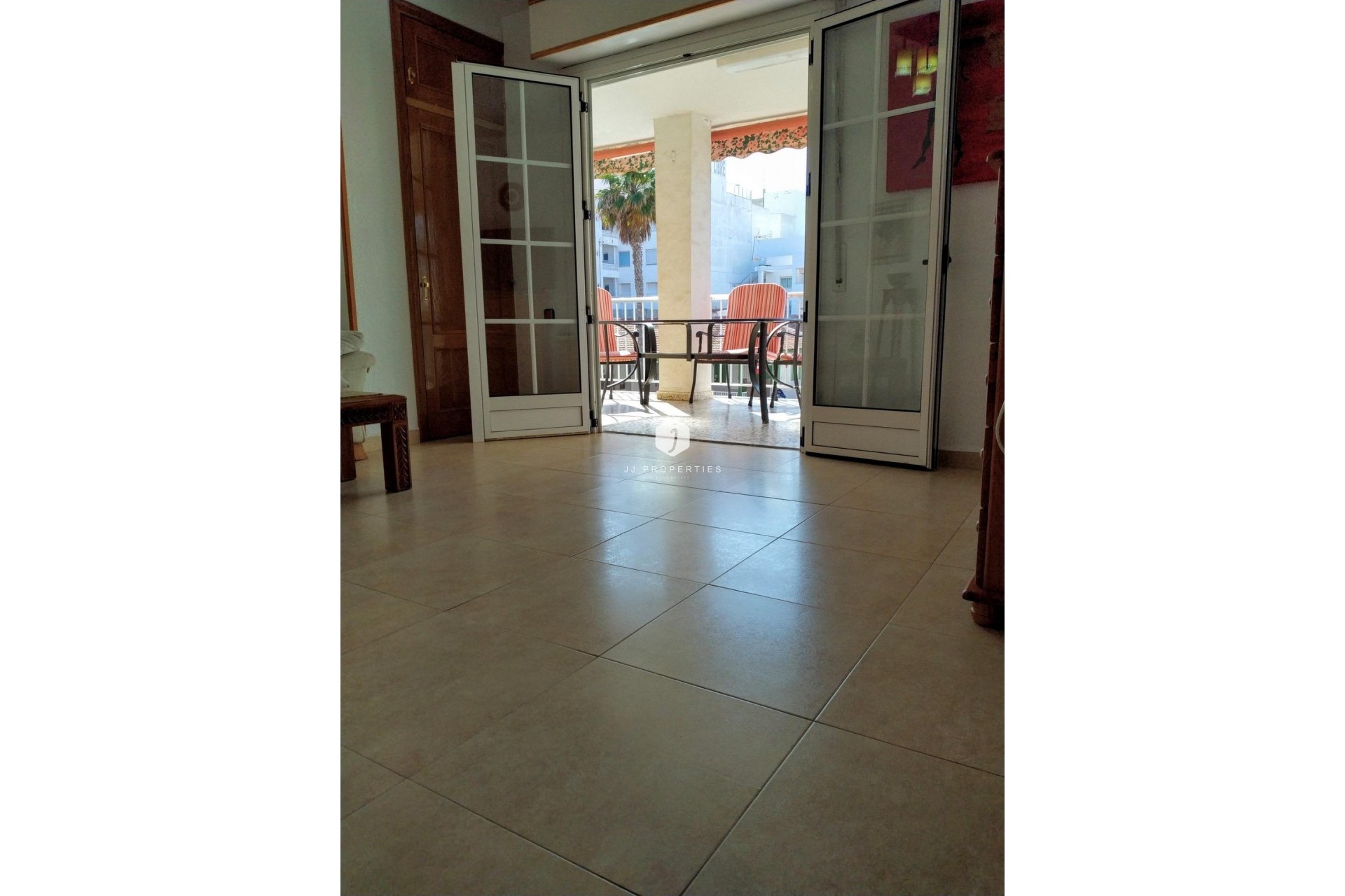 Resale - Apartment / flat -
Torrevieja - Playa de los Naufragos