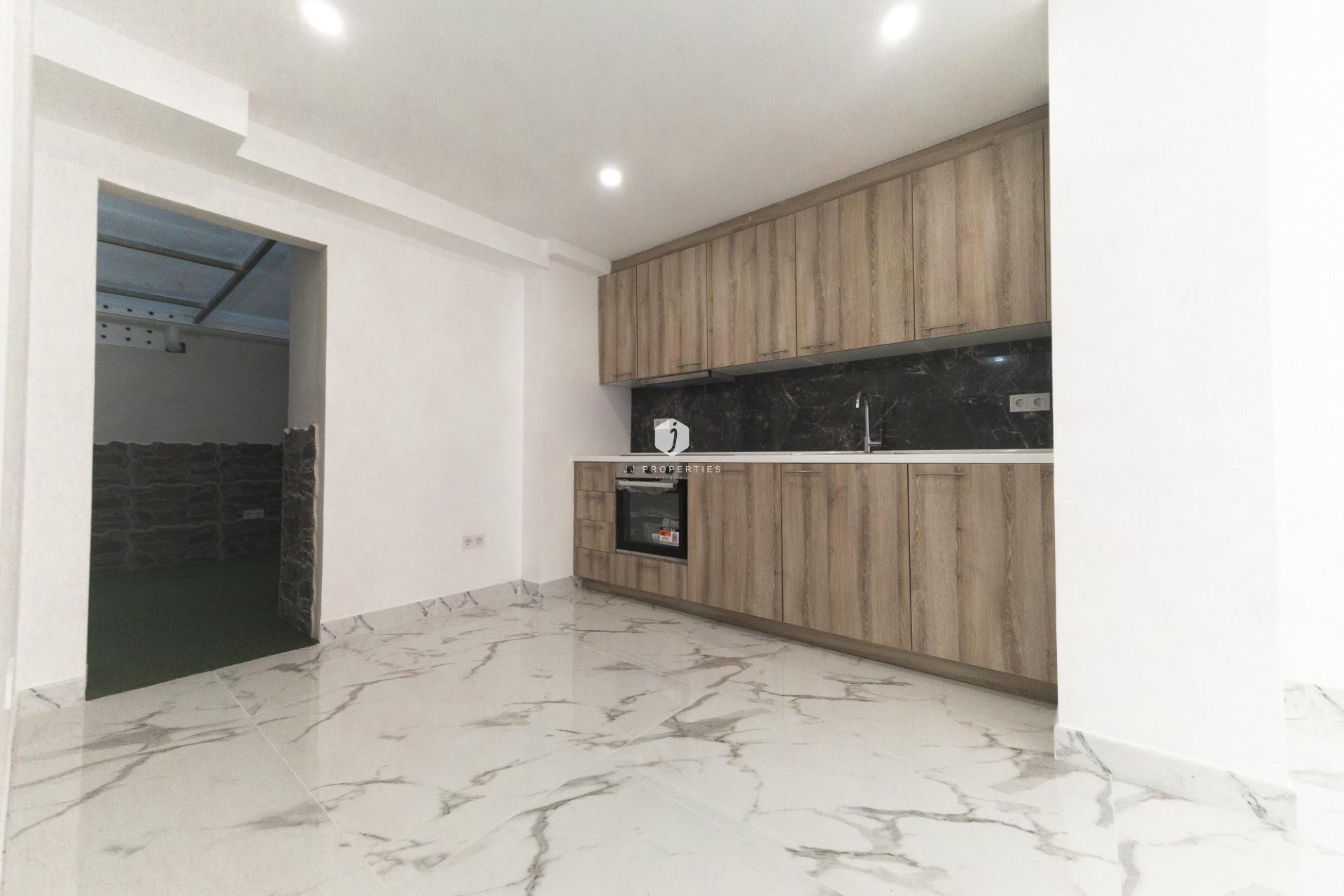 Resale - Apartment / flat -
Torrevieja - Playa de los Naufragos