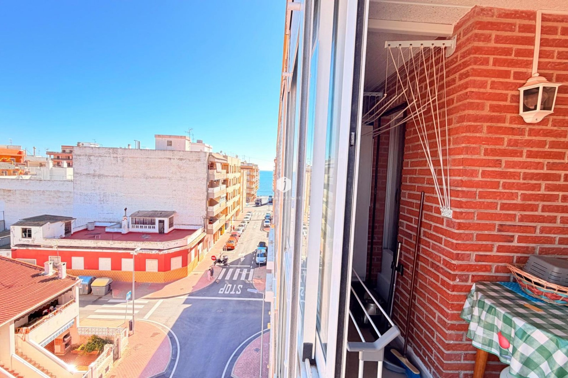 Resale - Apartment / flat -
Torrevieja - Playa de los Naufragos