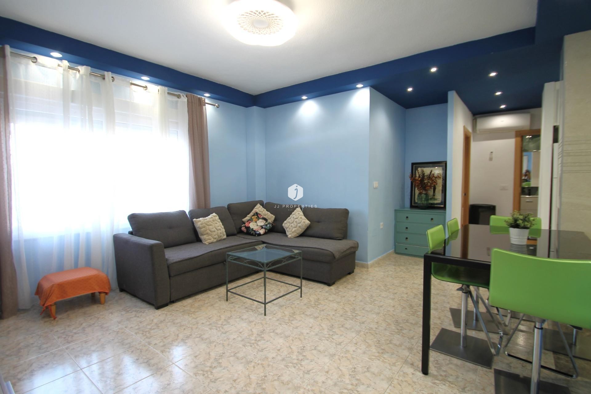 Resale - Apartment / flat -
Torrevieja - Playa de los Naufragos