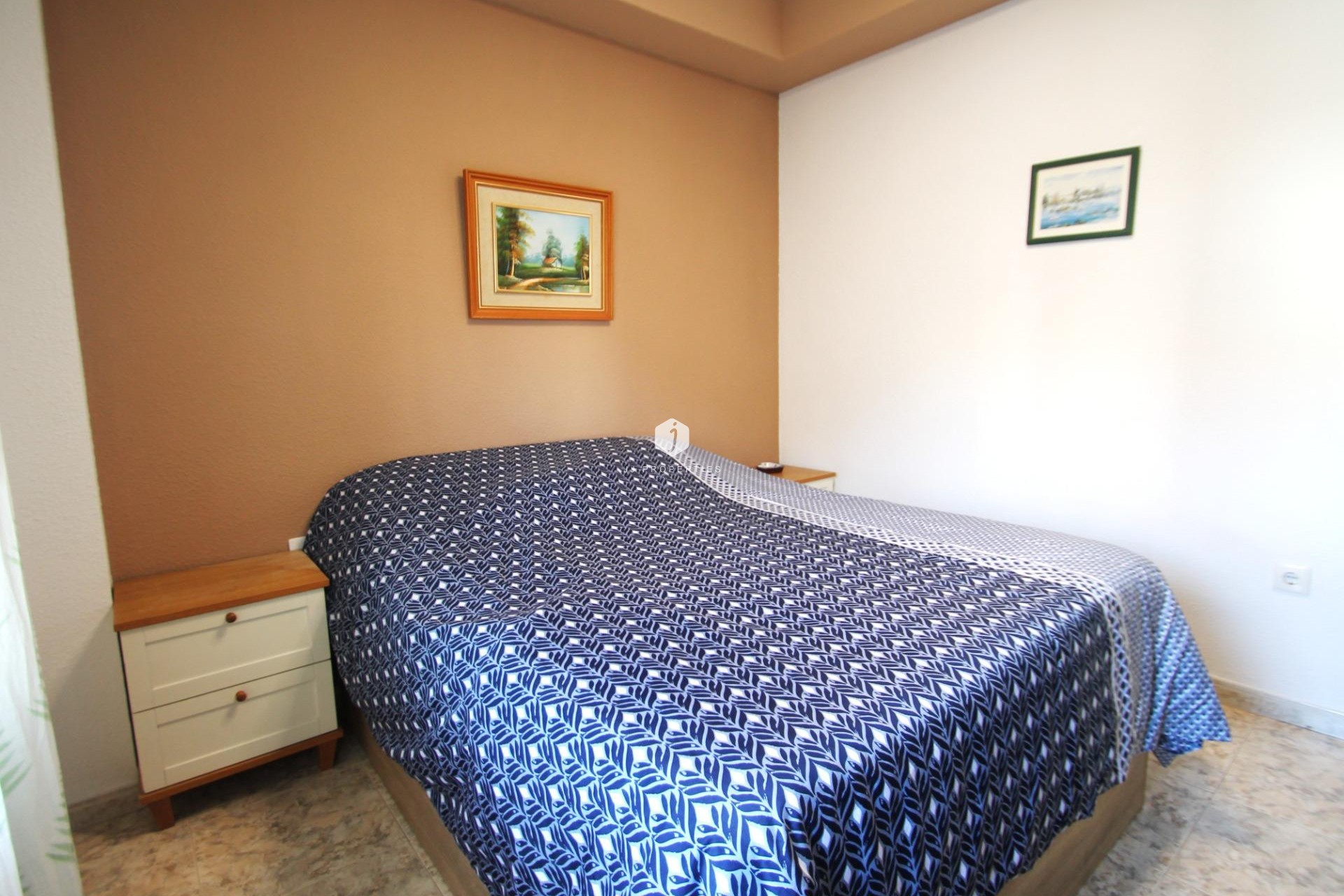 Resale - Apartment / flat -
Torrevieja - Playa de los Naufragos