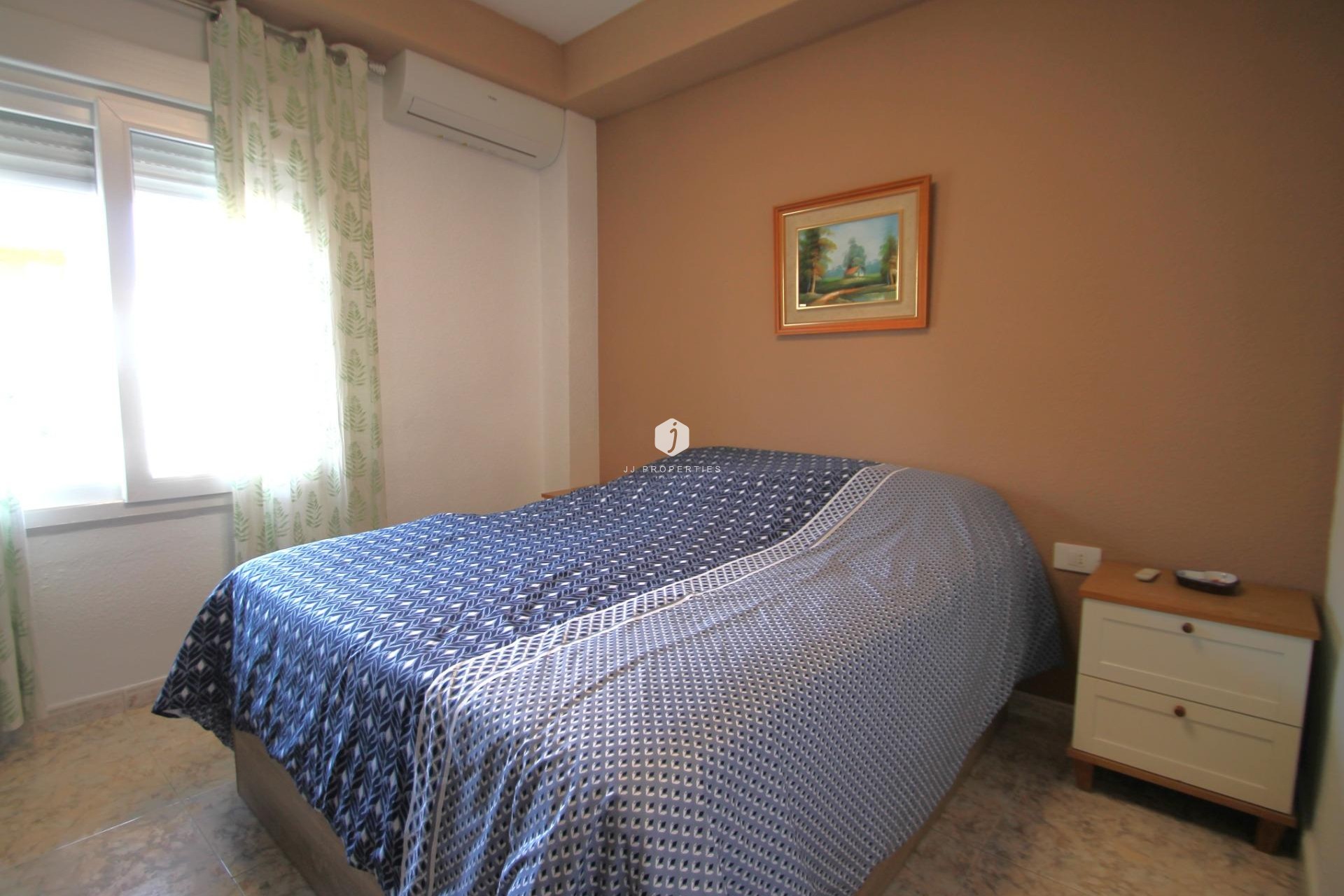 Resale - Apartment / flat -
Torrevieja - Playa de los Naufragos