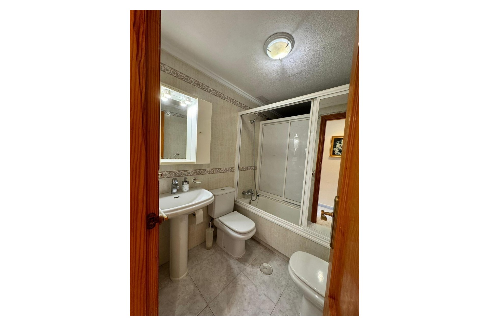 Resale - Apartment / flat -
Torrevieja - Playa del cura