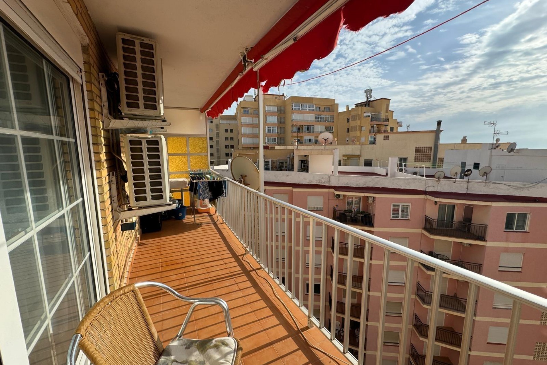 Resale - Apartment / flat -
Torrevieja - Playa del Cura