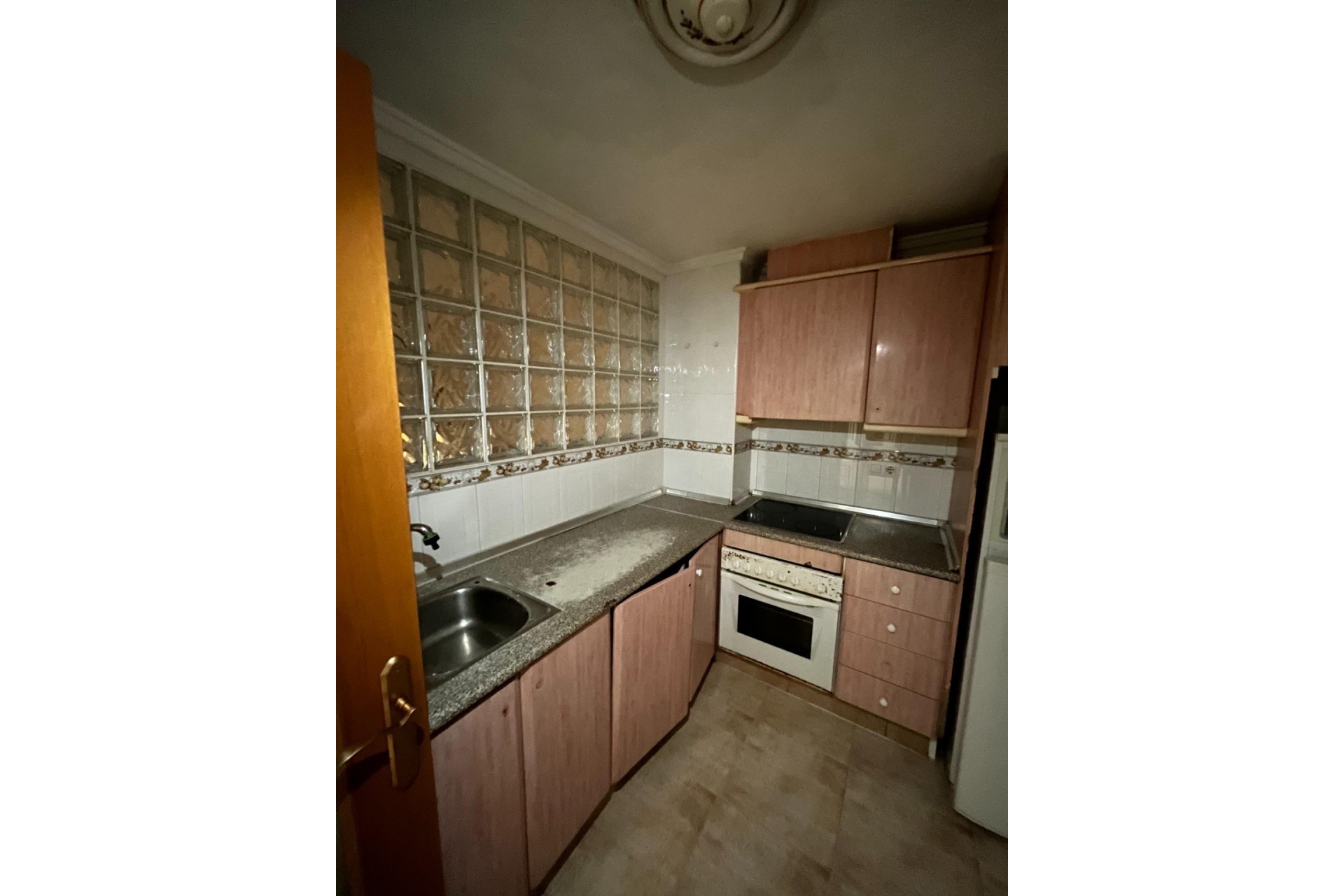 Resale - Apartment / flat -
Torrevieja - Playa del Cura