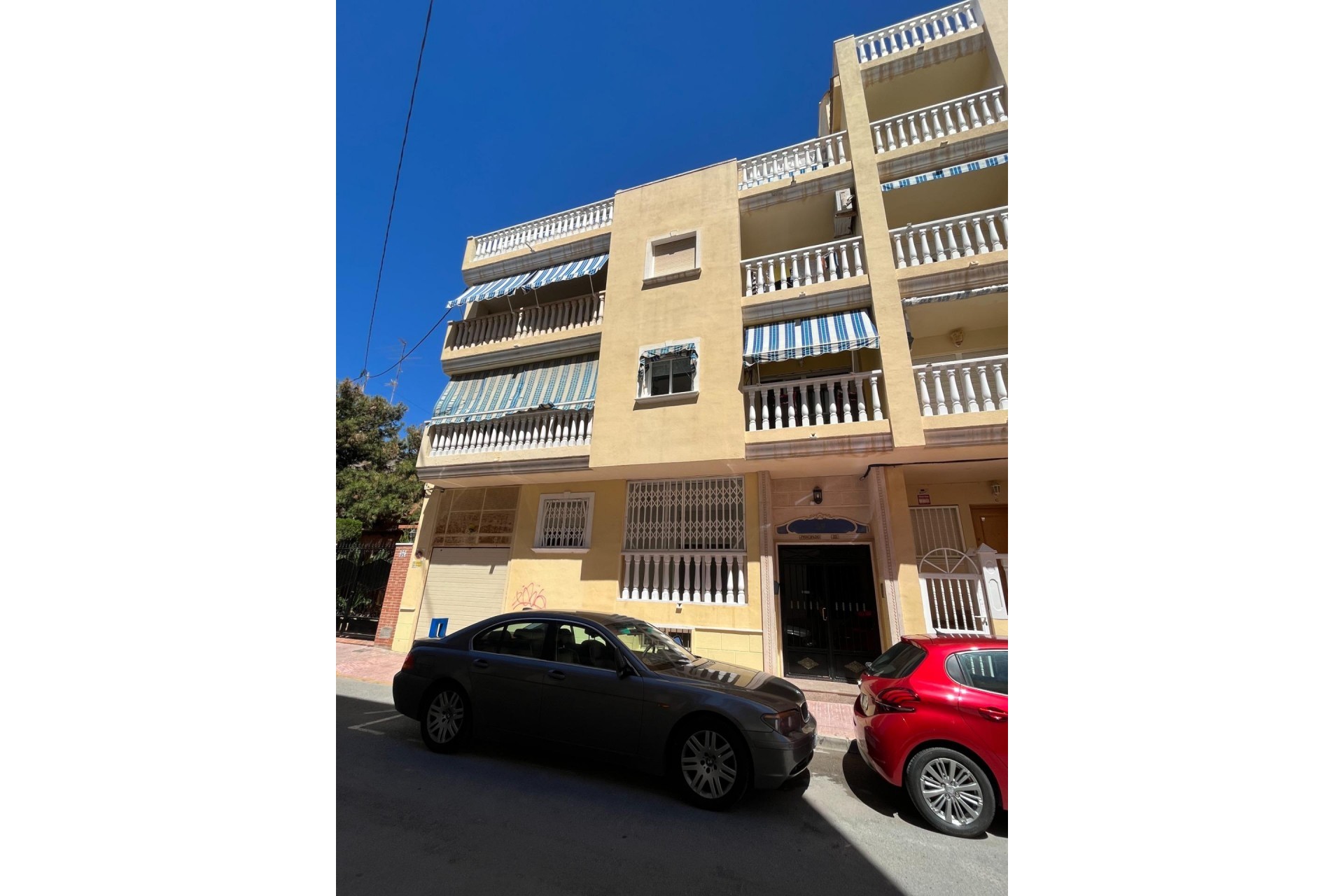 Resale - Apartment / flat -
Torrevieja - Playa del Cura