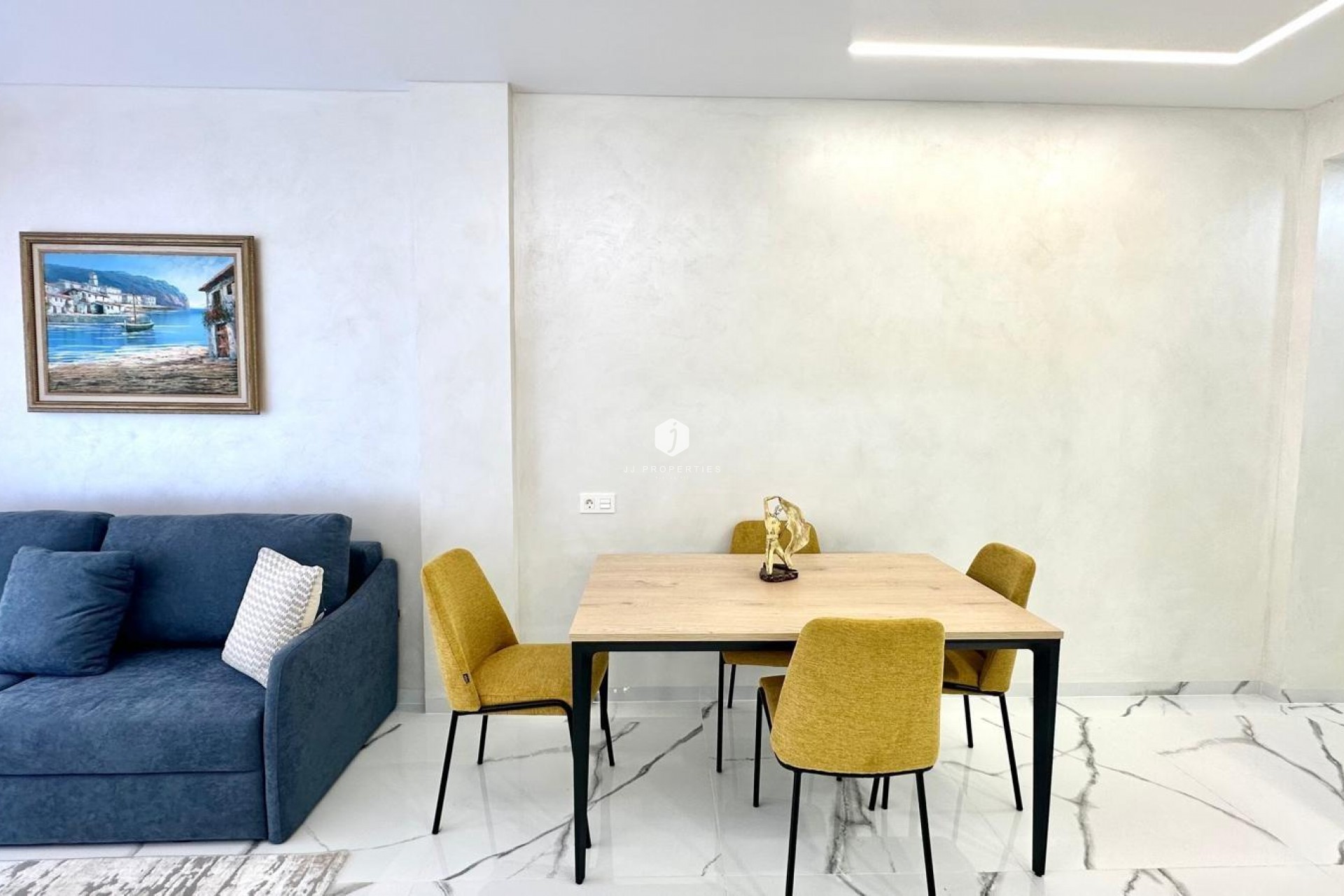 Resale - Apartment / flat -
Torrevieja - Playa del Cura