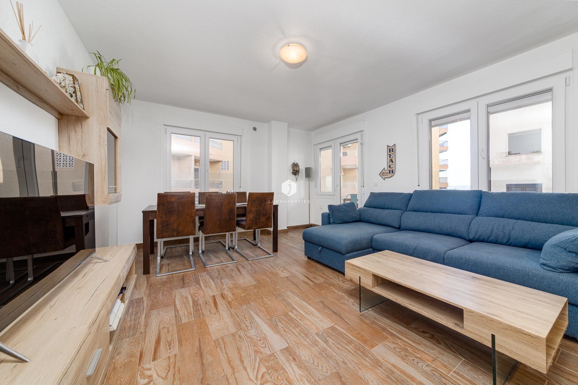 Resale - Apartment / flat -
Torrevieja - Playa del Cura