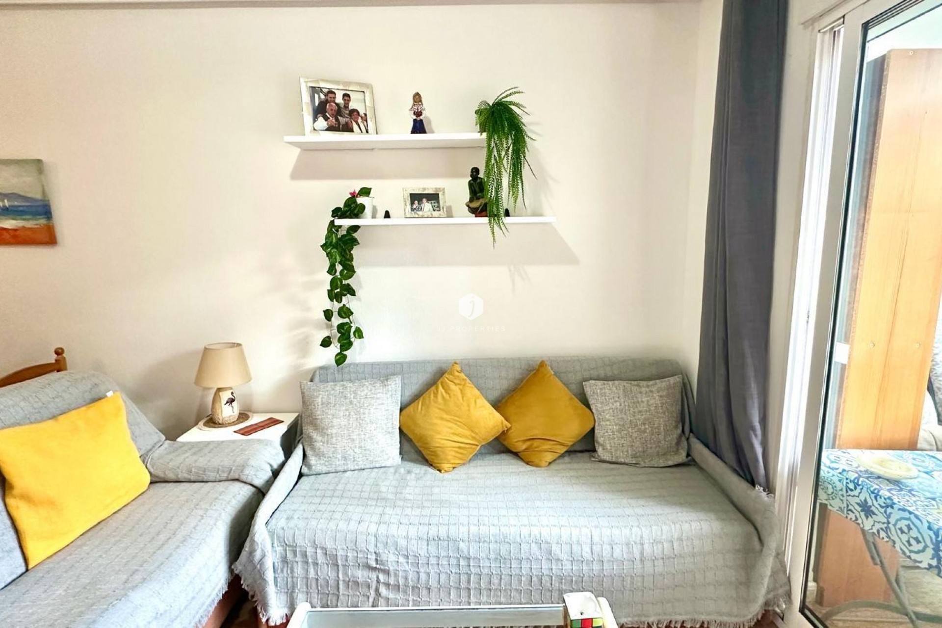 Resale - Apartment / flat -
Torrevieja - Playa del Cura