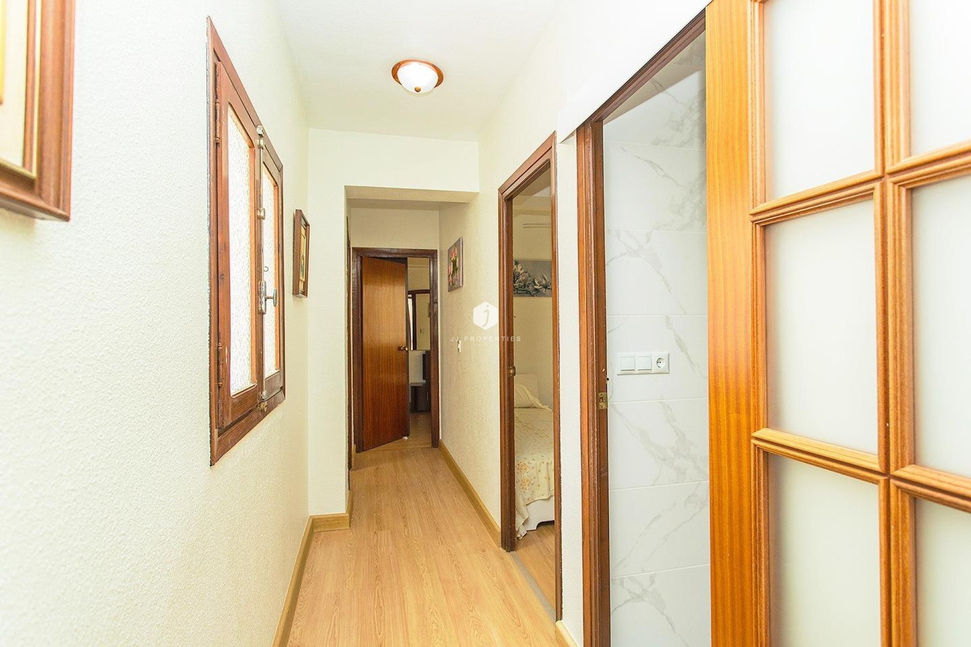 Resale - Apartment / flat -
Torrevieja - Playa del Cura