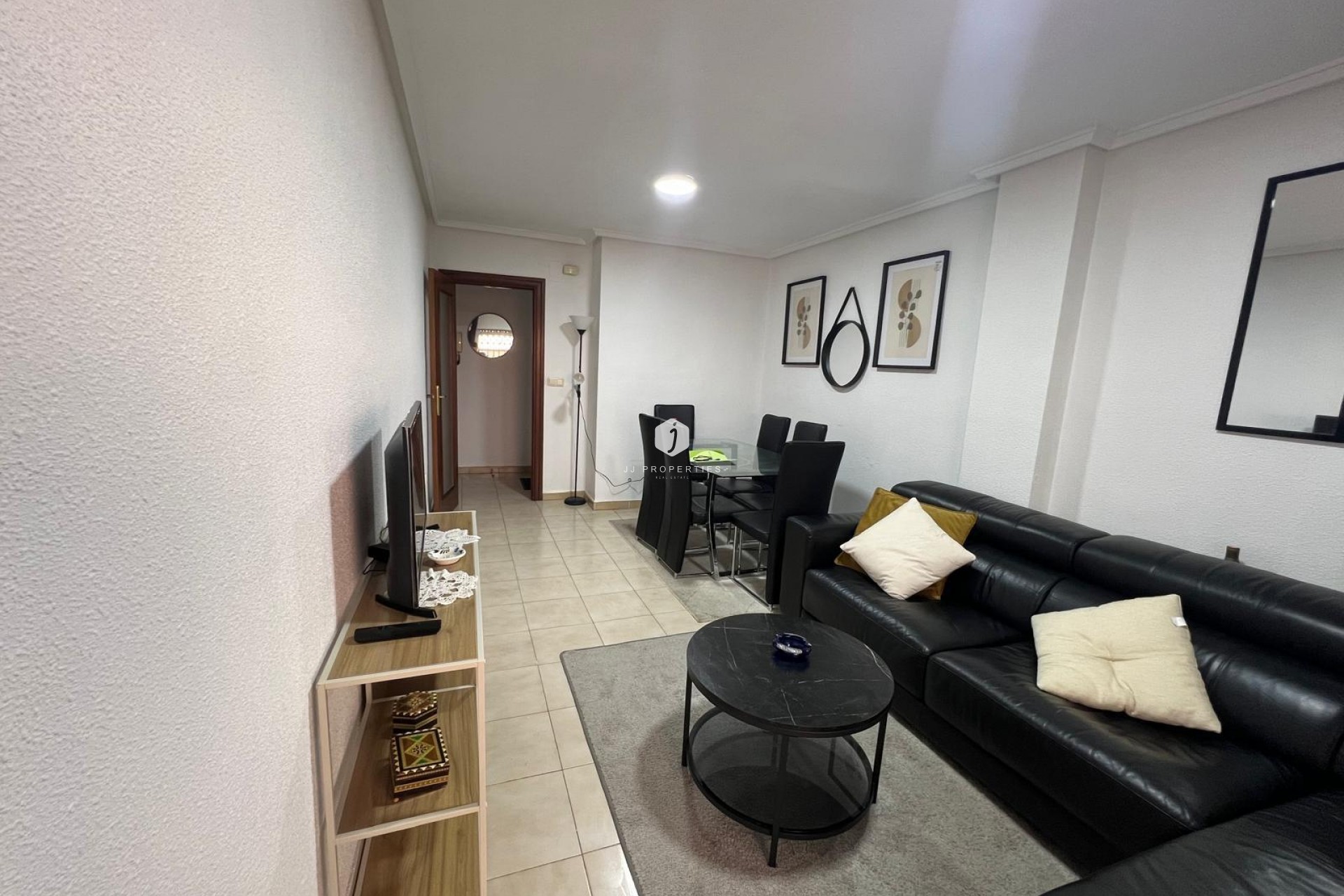 Resale - Apartment / flat -
Torrevieja - Playa del Cura