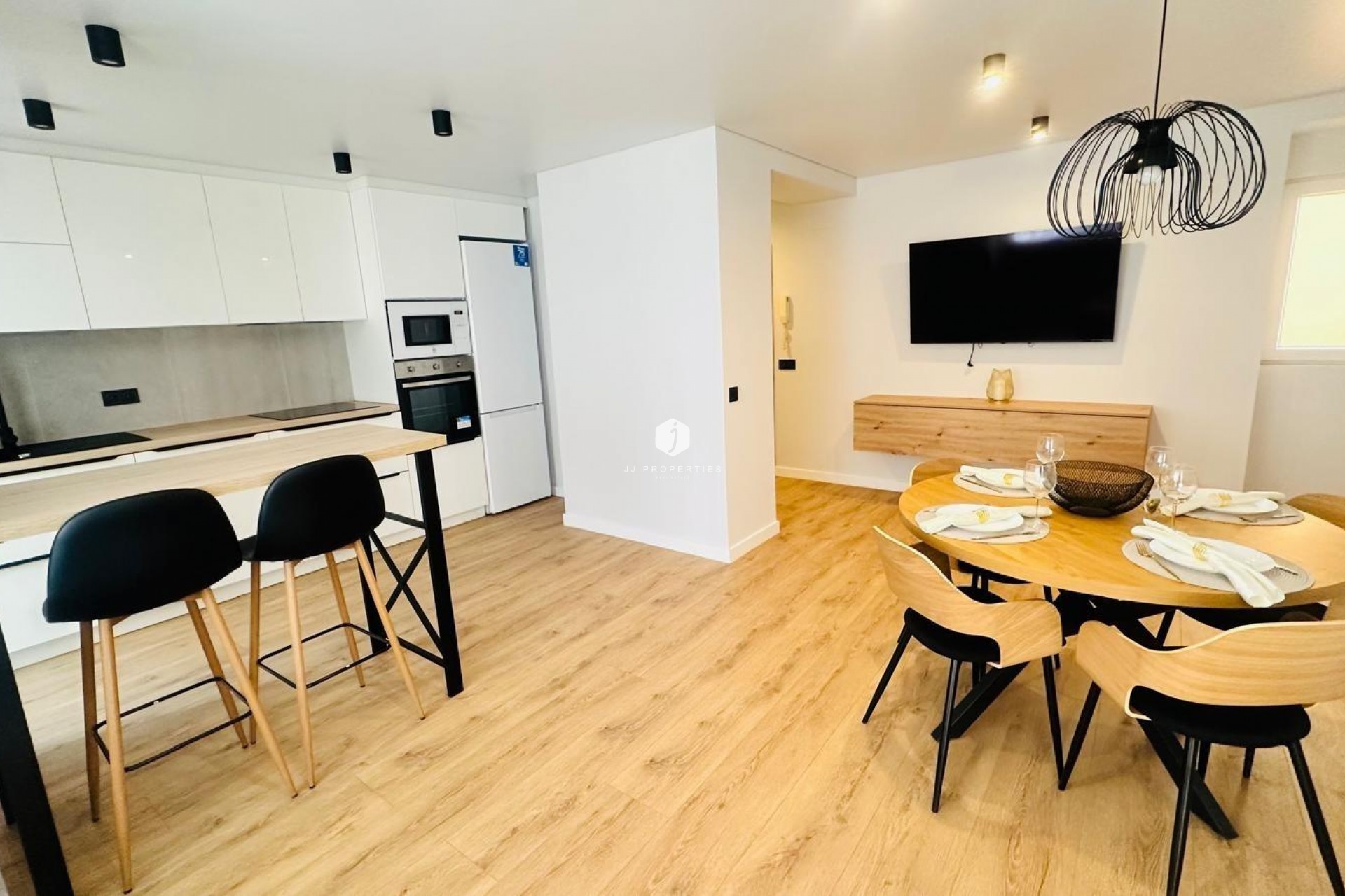 Resale - Apartment / flat -
Torrevieja - Playa del Cura