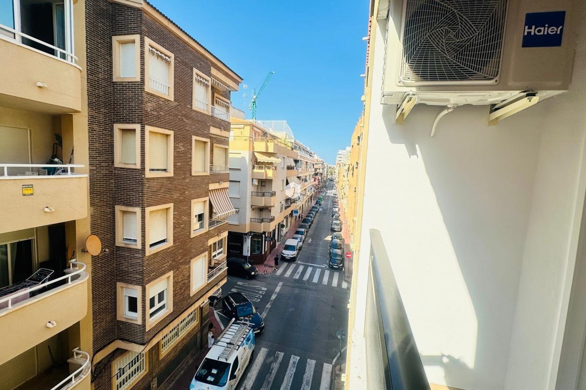 Resale - Apartment / flat -
Torrevieja - Playa del Cura