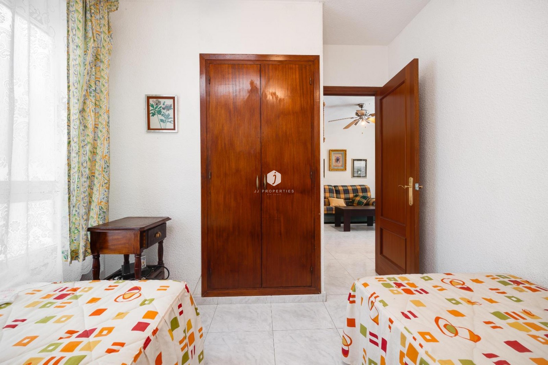 Resale - Apartment / flat -
Torrevieja - Playa del Cura