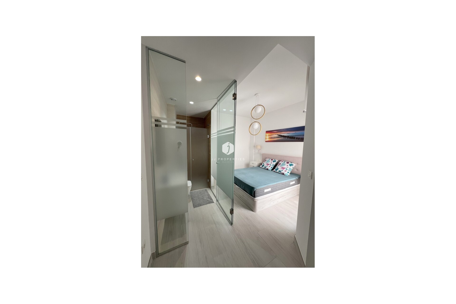 Resale - Apartment / flat -
Torrevieja - Playa del Cura