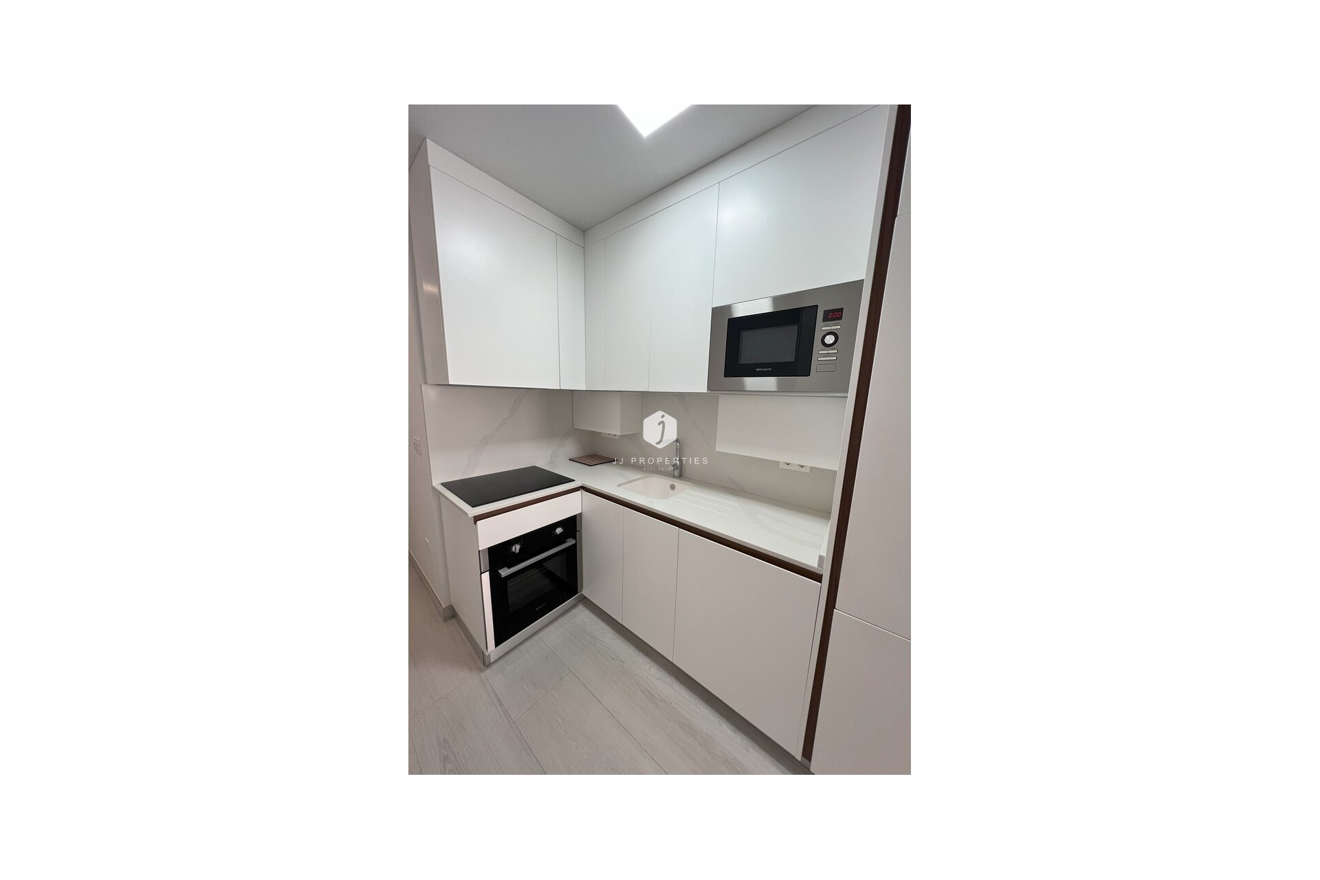 Resale - Apartment / flat -
Torrevieja - Playa del Cura