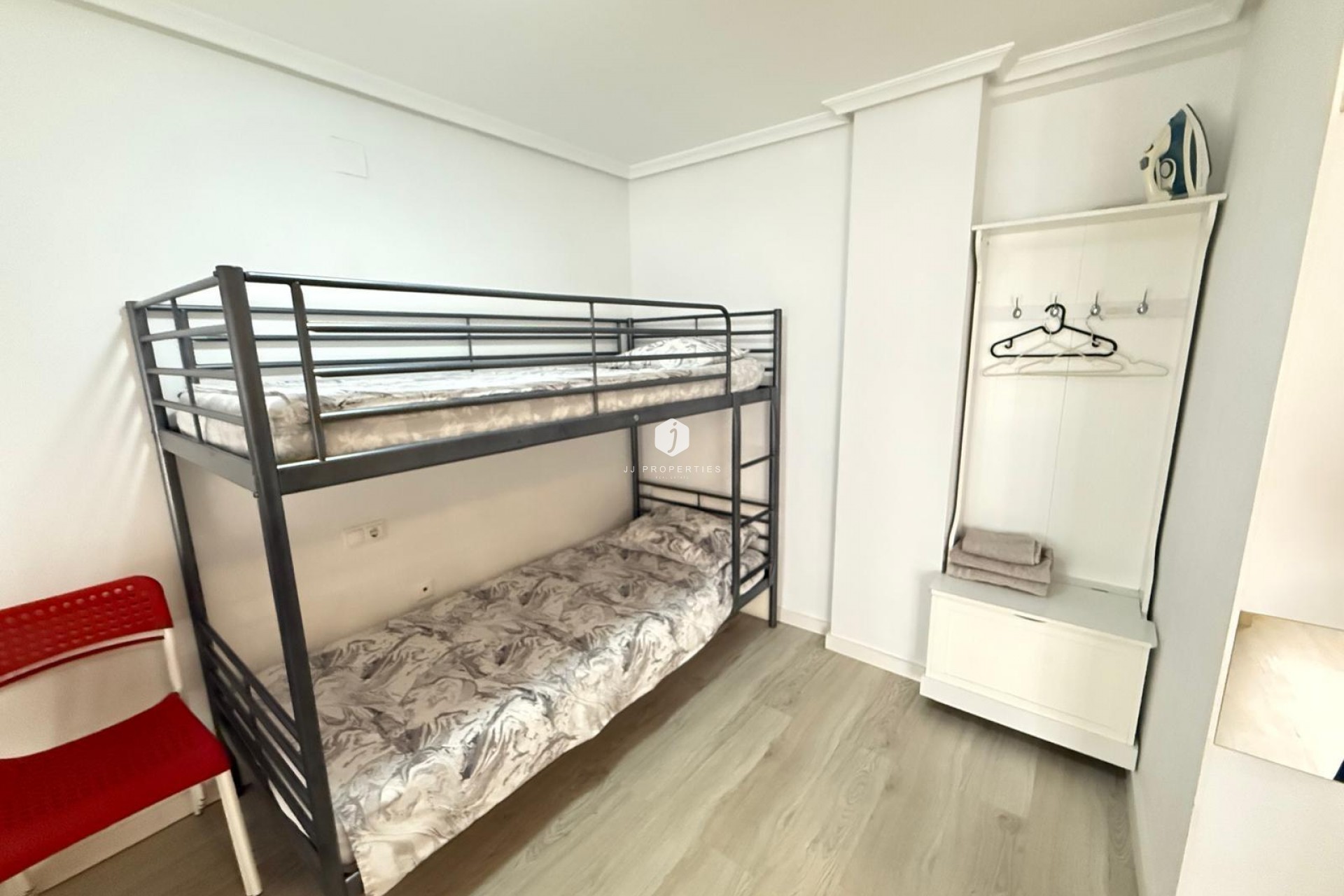 Resale - Apartment / flat -
Torrevieja - Playa del Cura