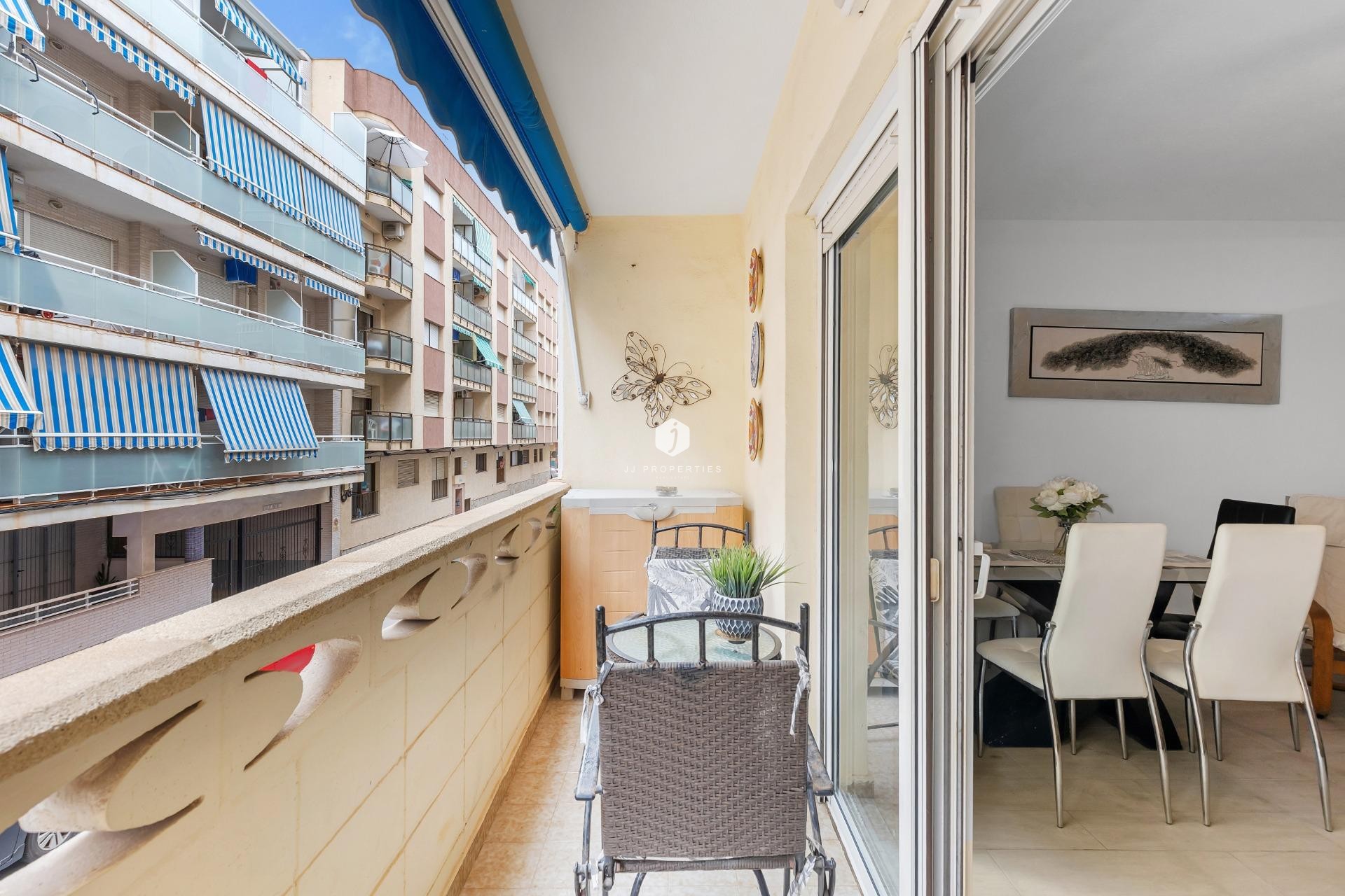 Resale - Apartment / flat -
Torrevieja - Playa del Cura