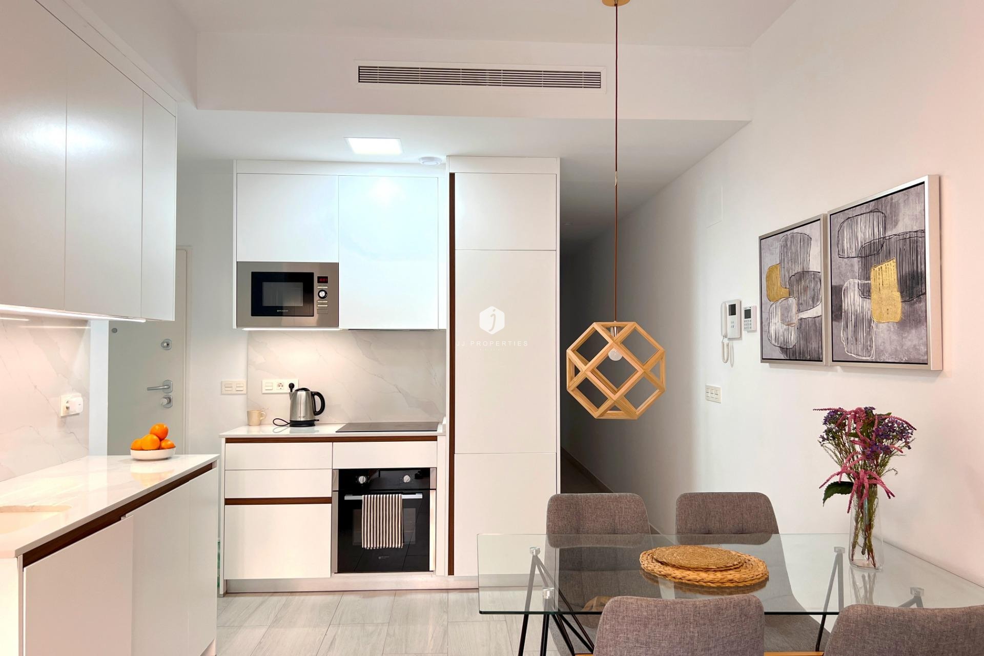 Resale - Apartment / flat -
Torrevieja - Playa del Cura