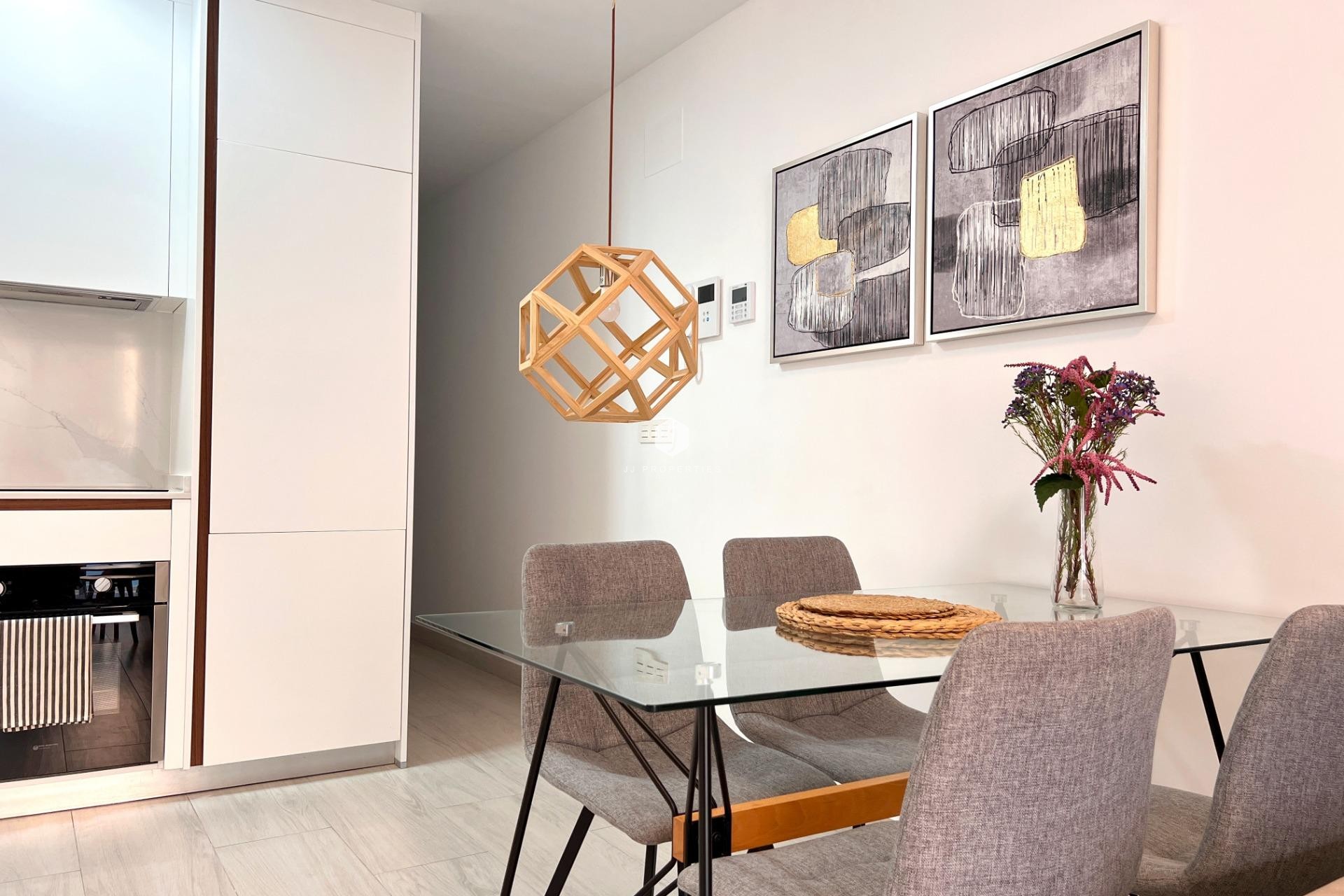 Resale - Apartment / flat -
Torrevieja - Playa del Cura