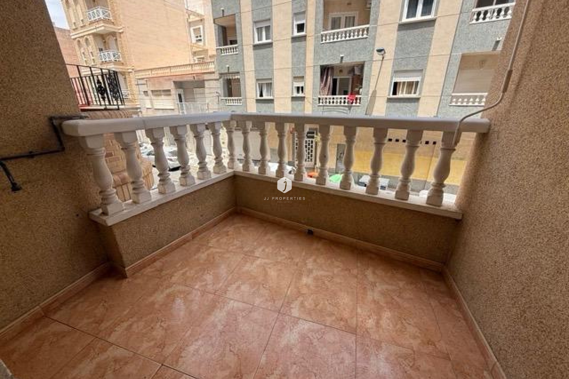 Resale - Apartment / flat -
Torrevieja - Playa del Cura