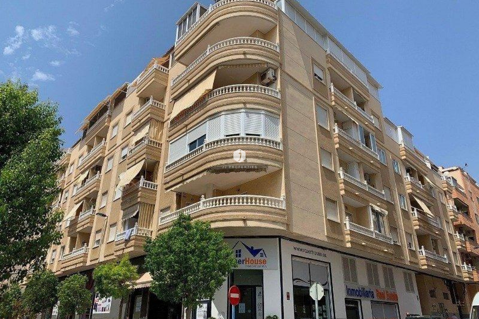 Resale - Apartment / flat -
Torrevieja - Playa del Cura