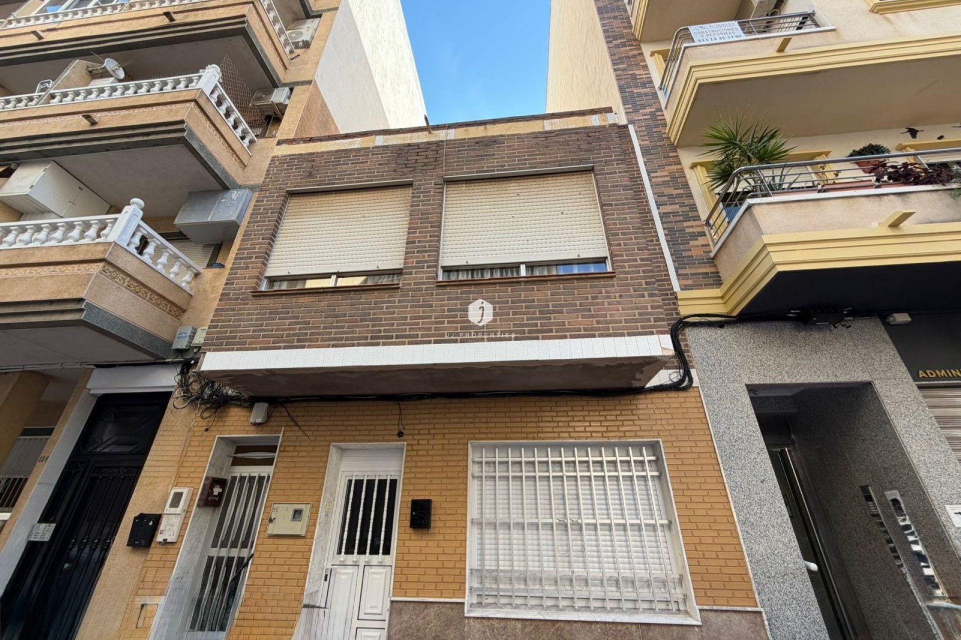Resale - Apartment / flat -
Torrevieja - Playa del Cura