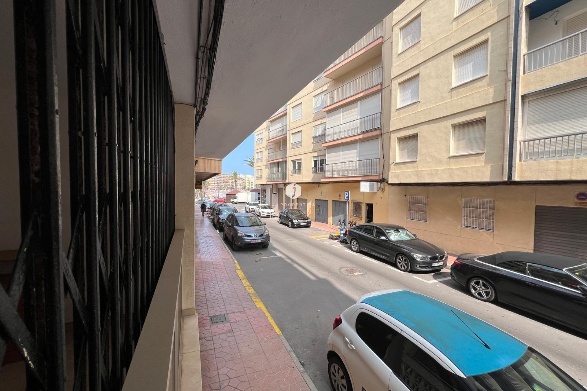 Resale - Apartment / flat -
Torrevieja - Playa del Cura