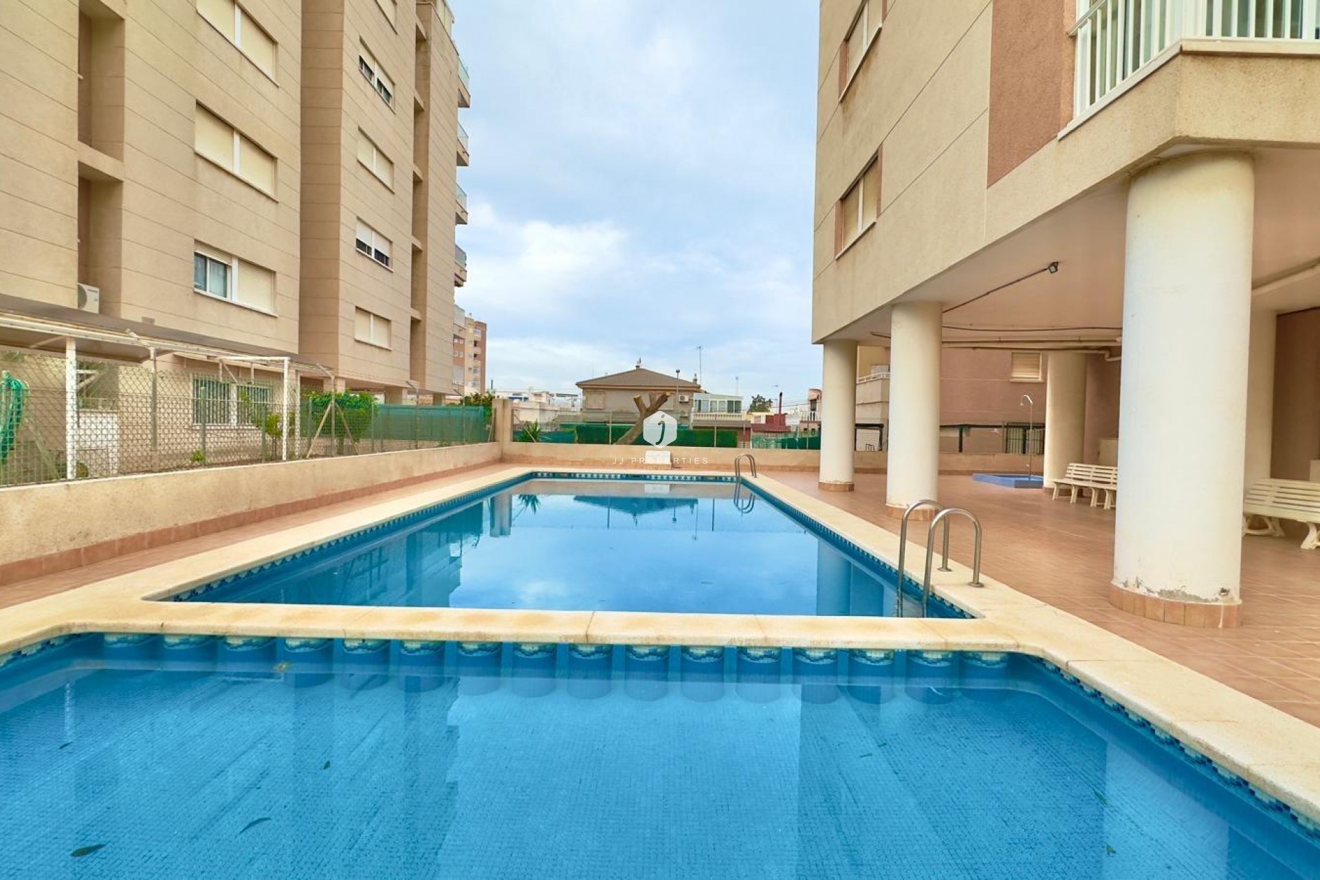 Resale - Apartment / flat -
Torrevieja - Playa del Cura