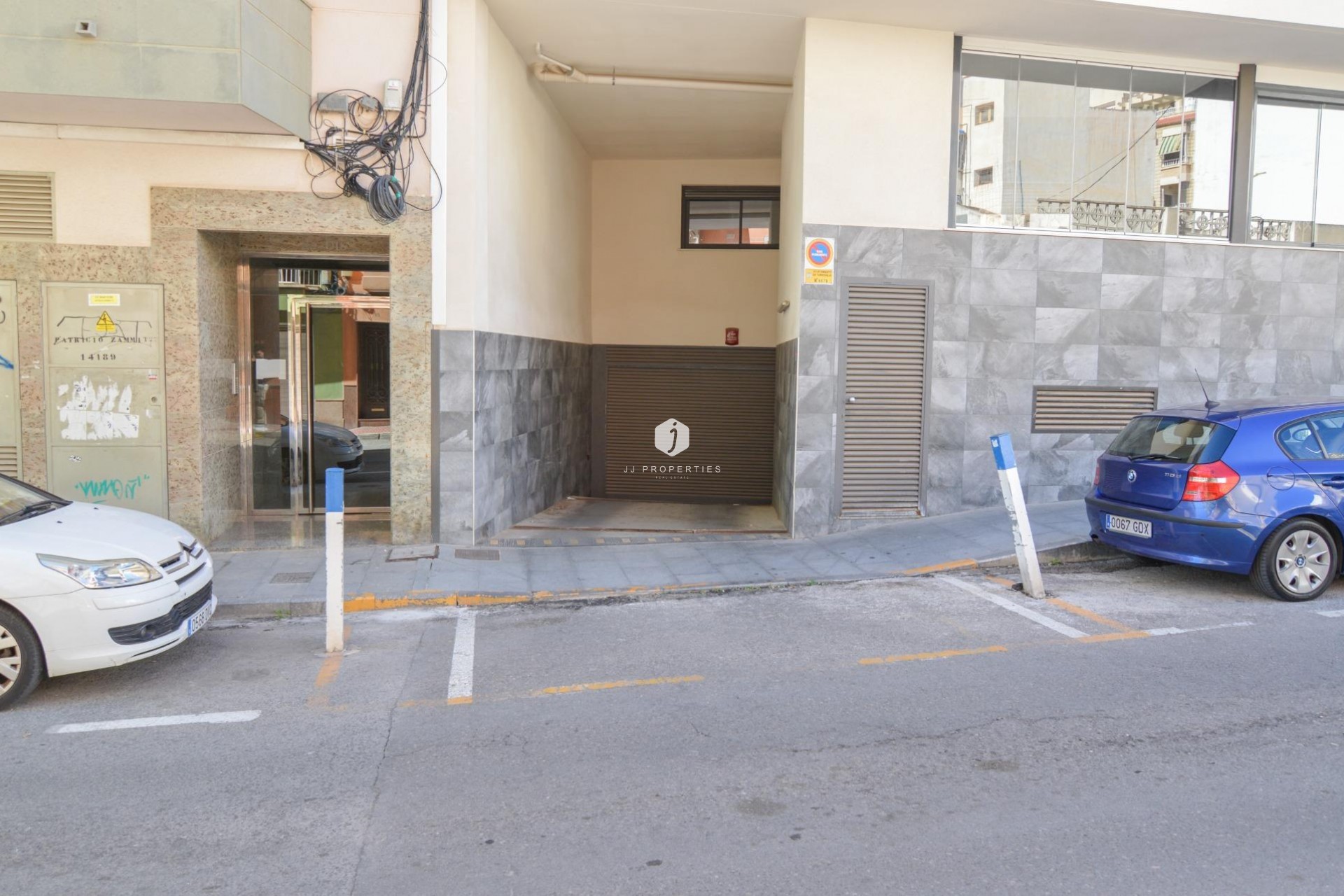 Resale - Apartment / flat -
Torrevieja - Playa del Cura