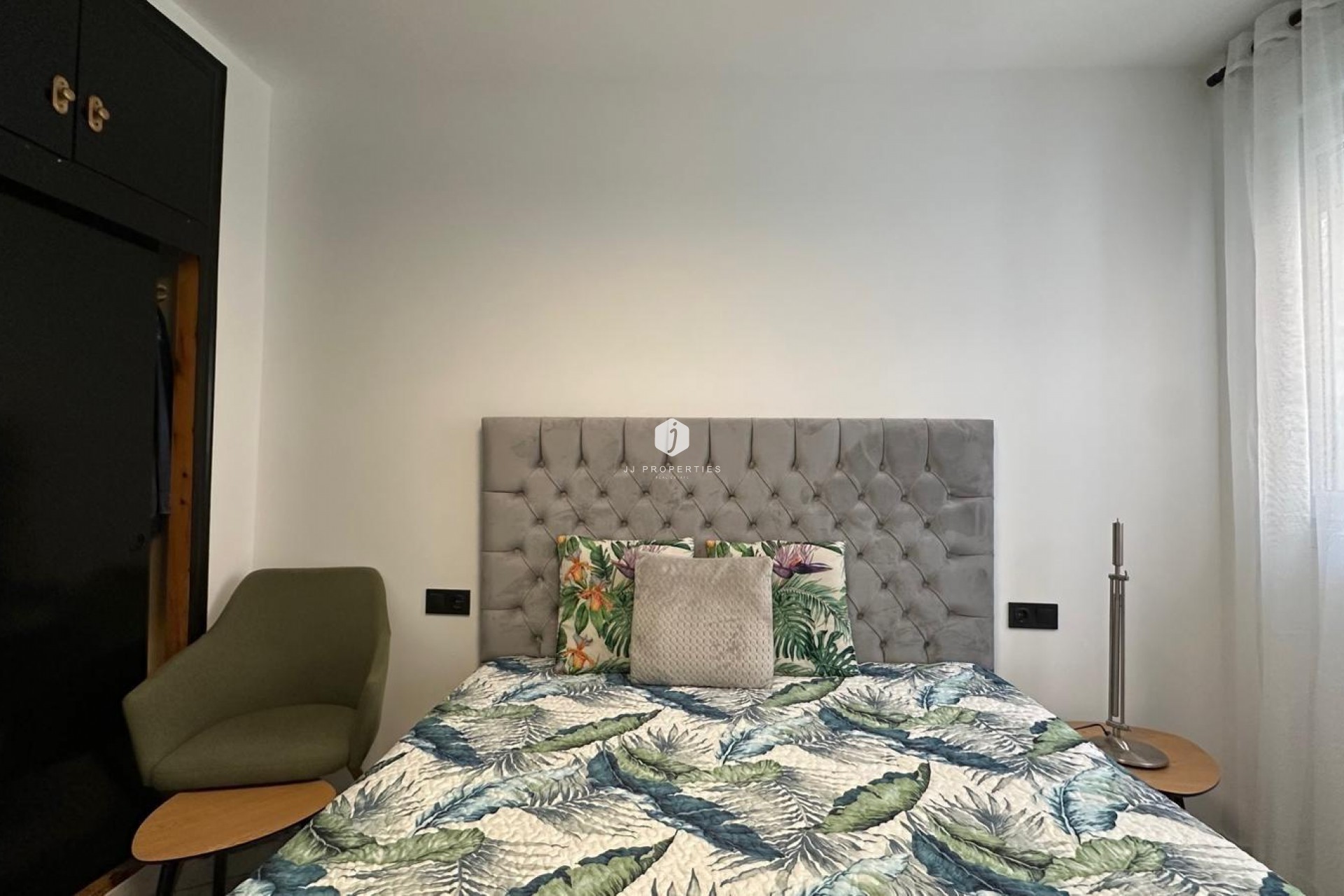 Resale - Apartment / flat -
Torrevieja - Playa del Cura