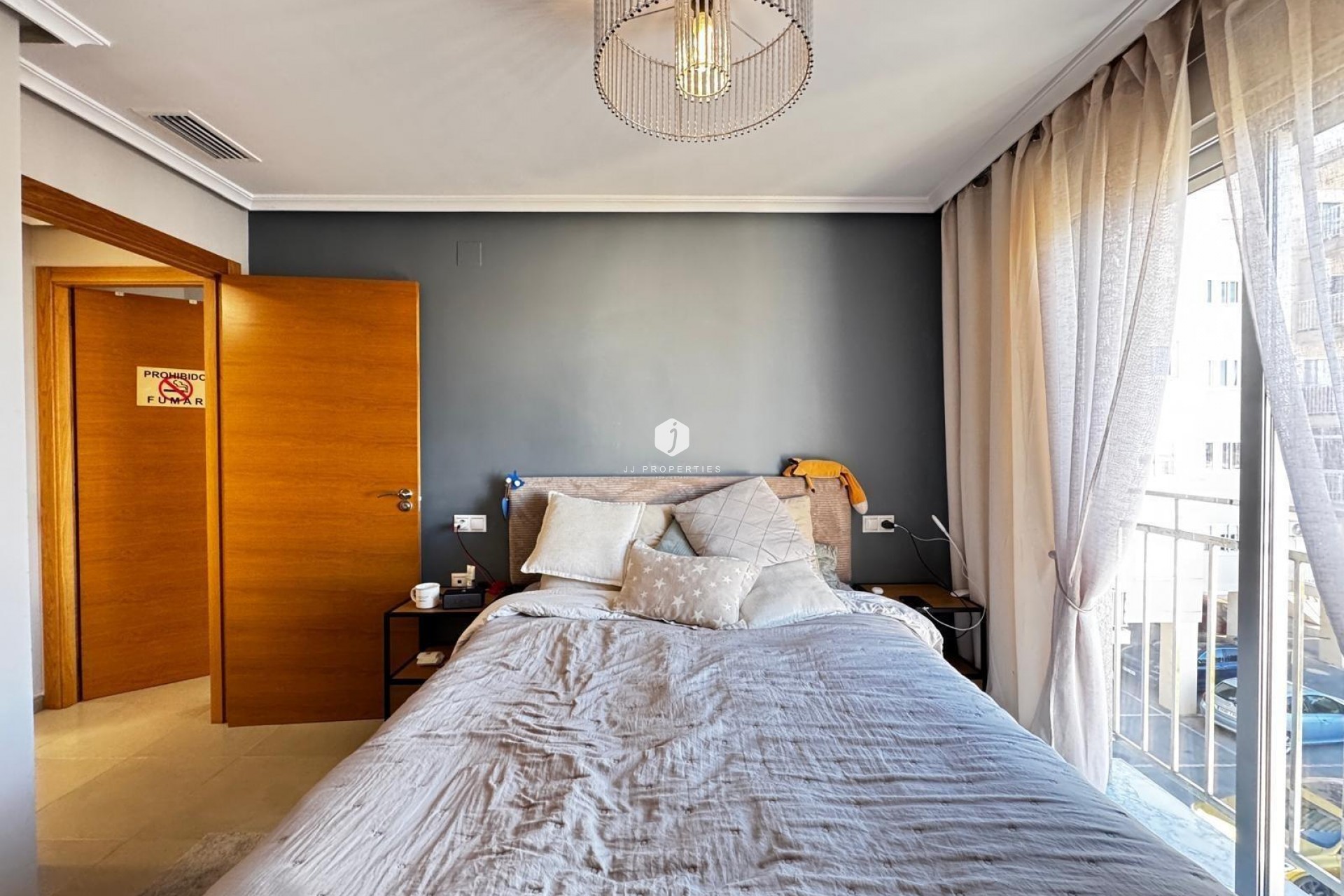 Resale - Apartment / flat -
Torrevieja - Playa del Cura