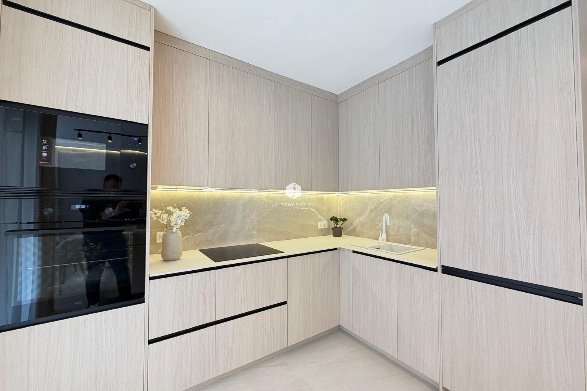 Resale - Apartment / flat -
Torrevieja - Playa del Cura