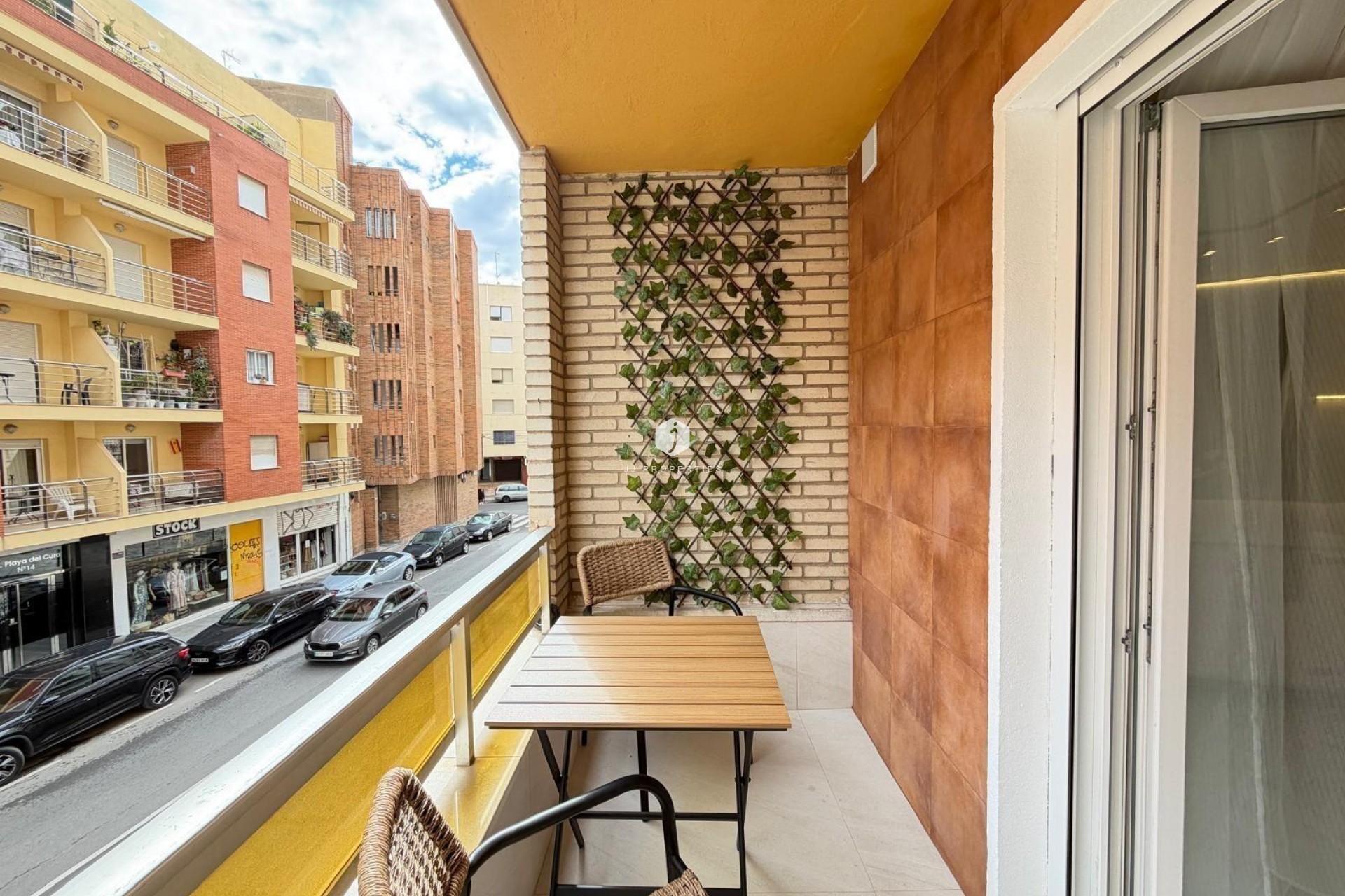 Resale - Apartment / flat -
Torrevieja - Playa del Cura