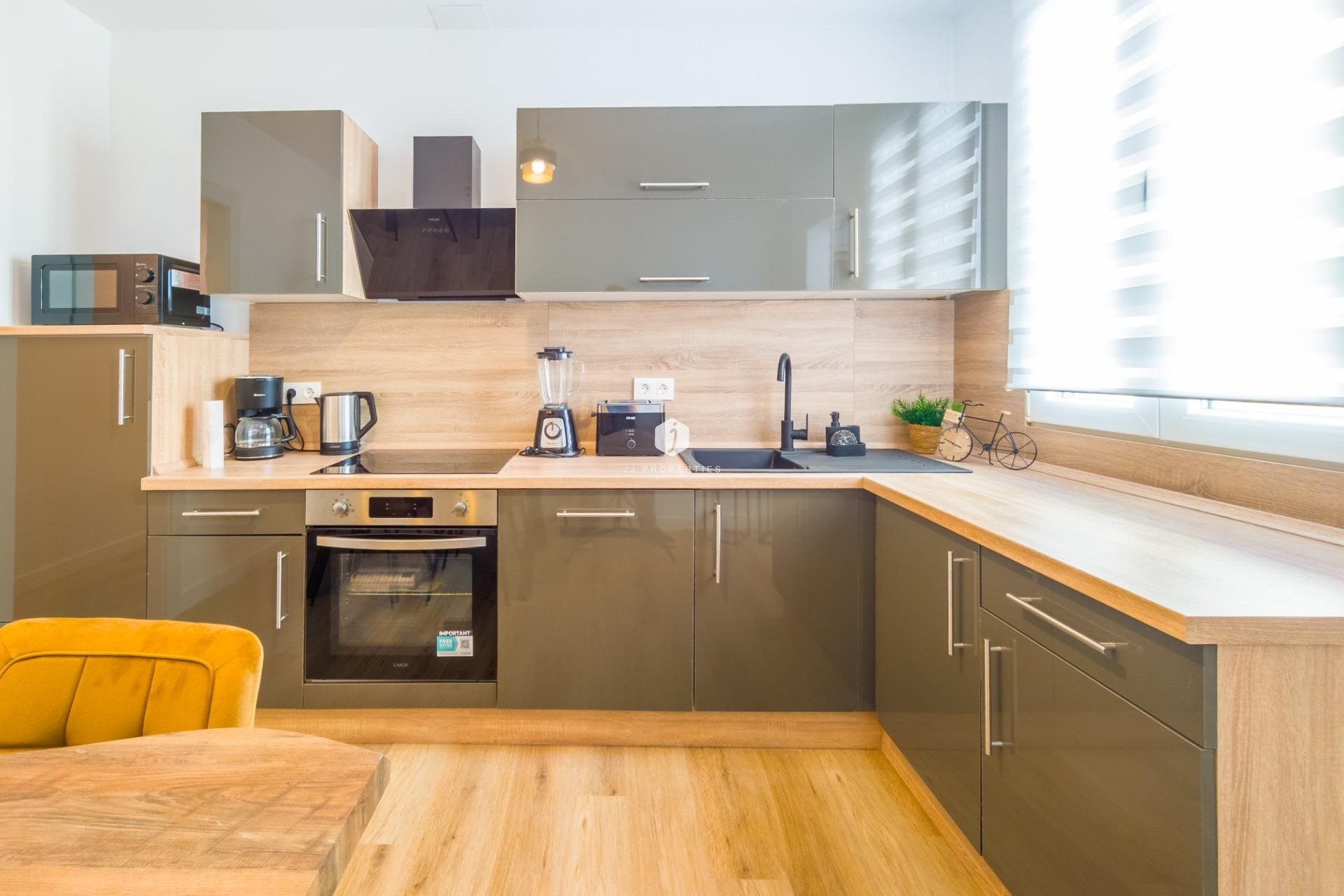 Resale - Apartment / flat -
Torrevieja - Playa del Cura