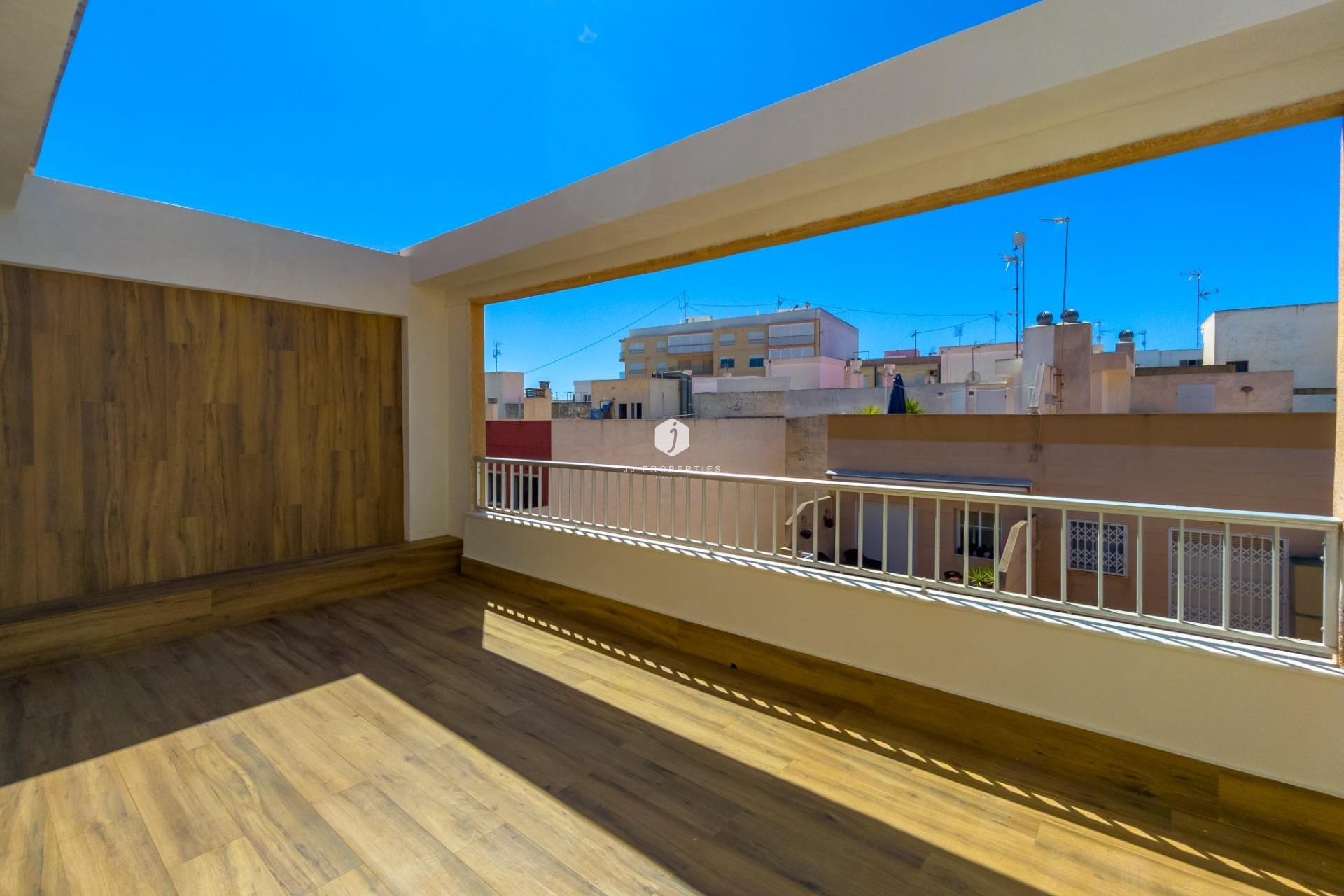 Resale - Apartment / flat -
Torrevieja - Playa del Cura