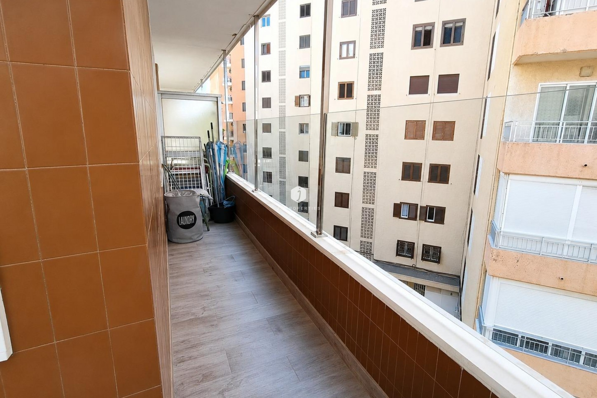 Resale - Apartment / flat -
Torrevieja - Playa del Cura