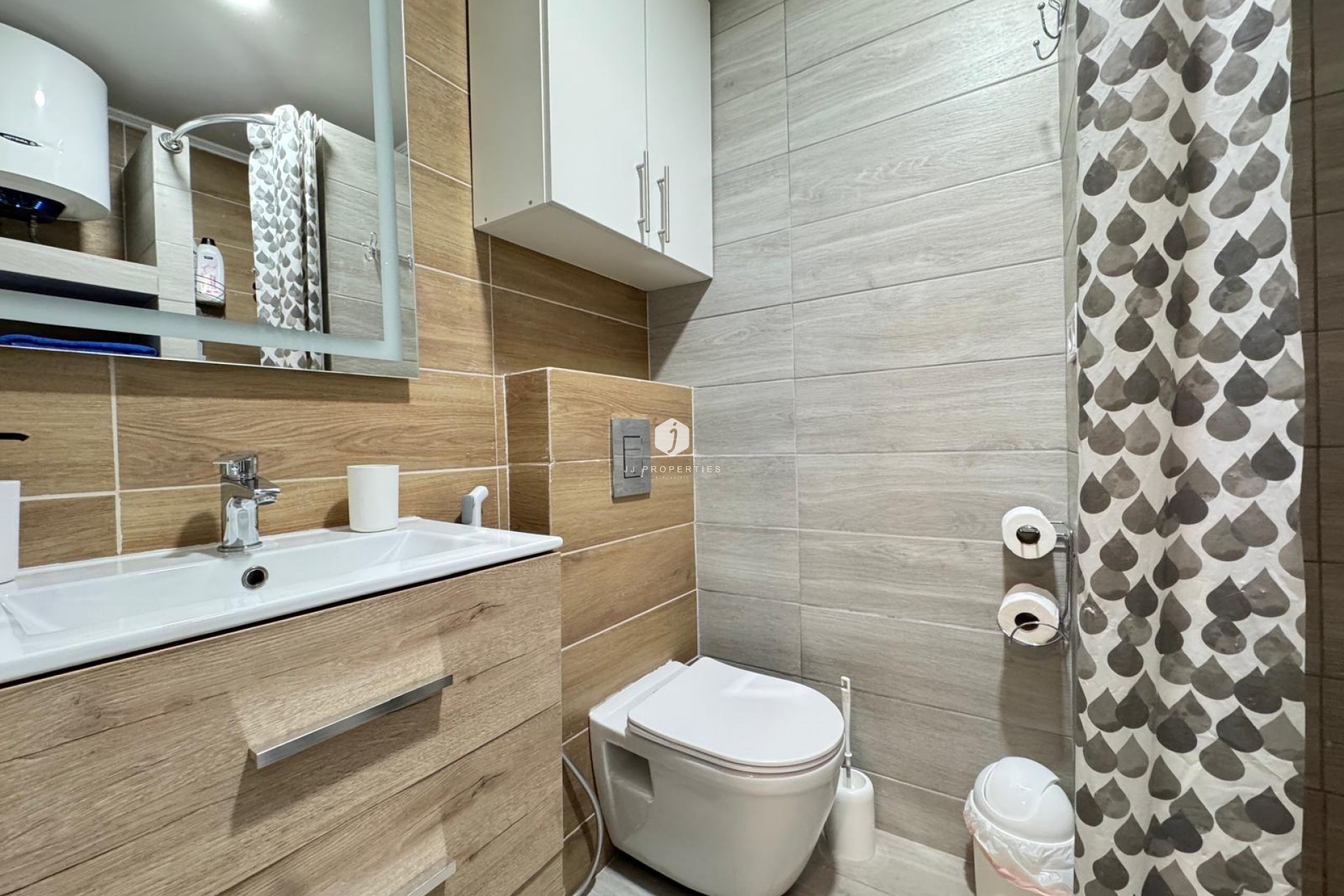 Resale - Apartment / flat -
Torrevieja - Playa del Cura