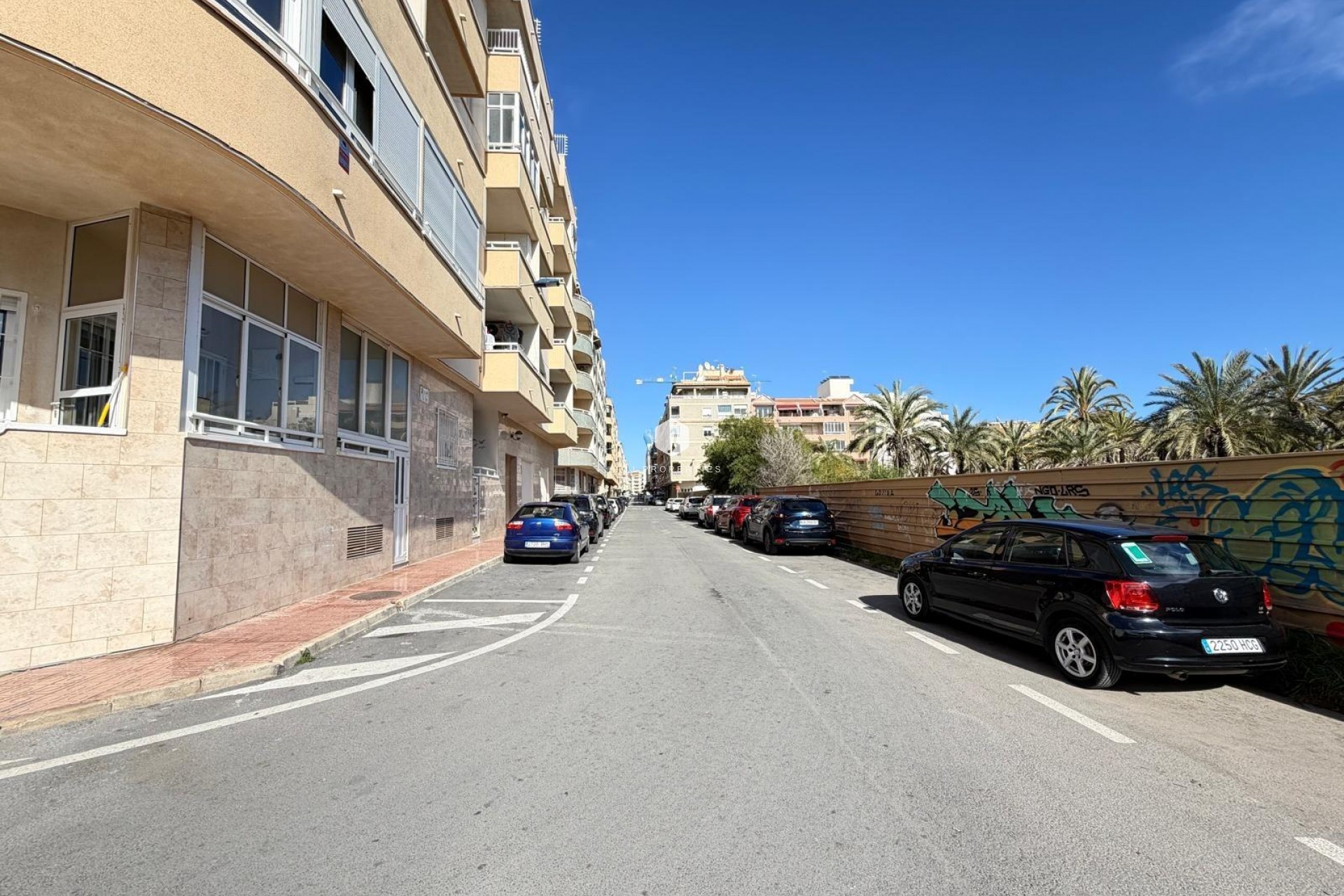 Resale - Apartment / flat -
Torrevieja - Playa del Cura