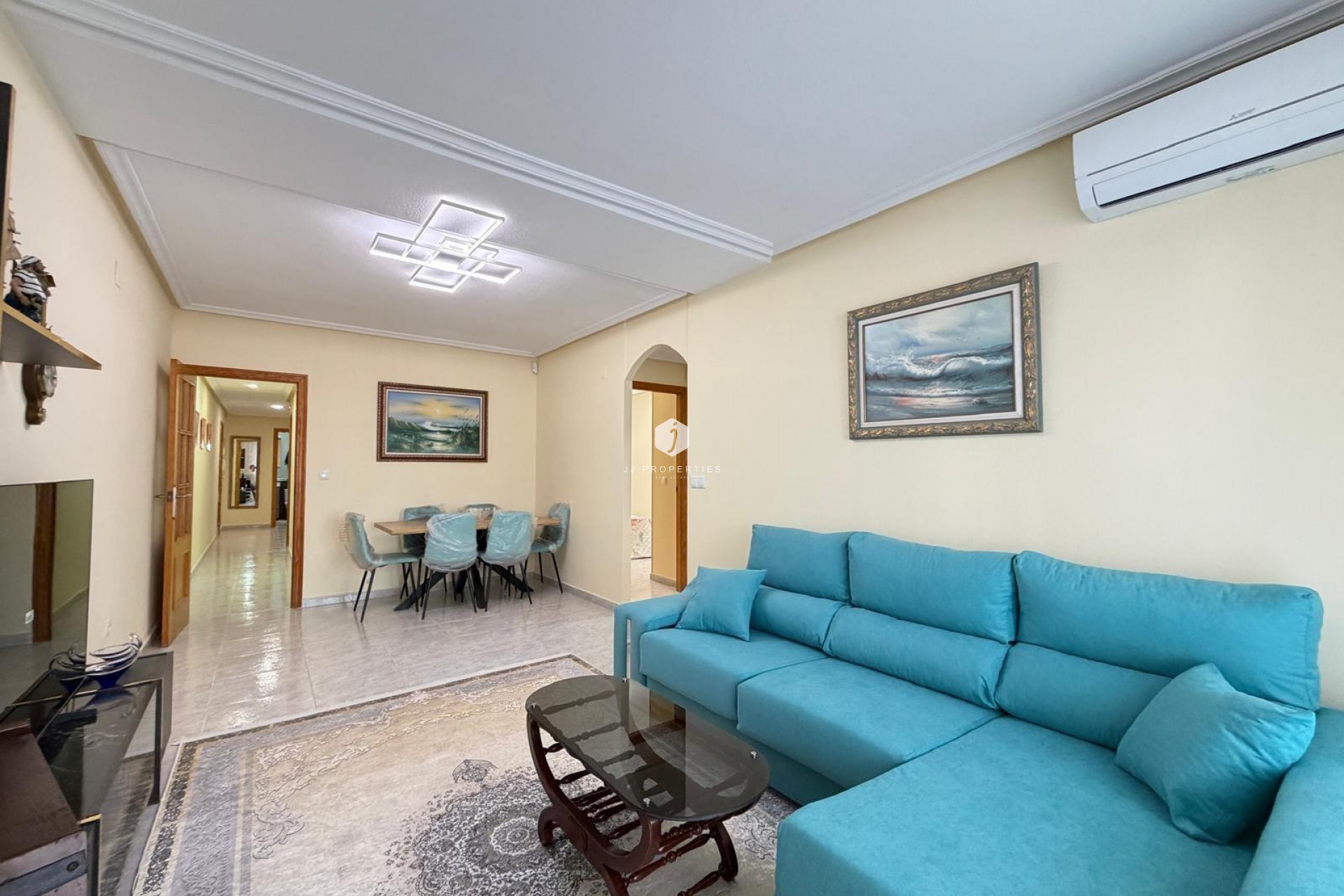 Resale - Apartment / flat -
Torrevieja - Playa del Cura