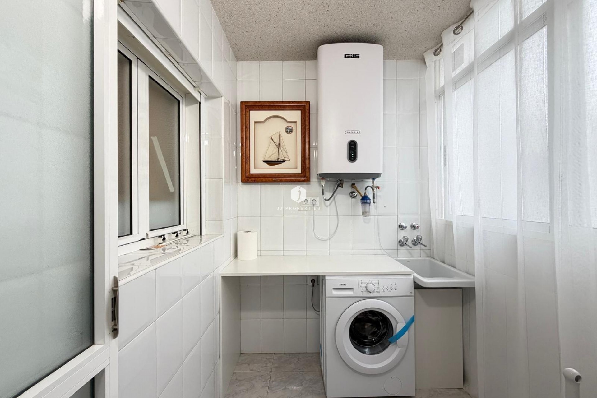 Resale - Apartment / flat -
Torrevieja - Playa del Cura