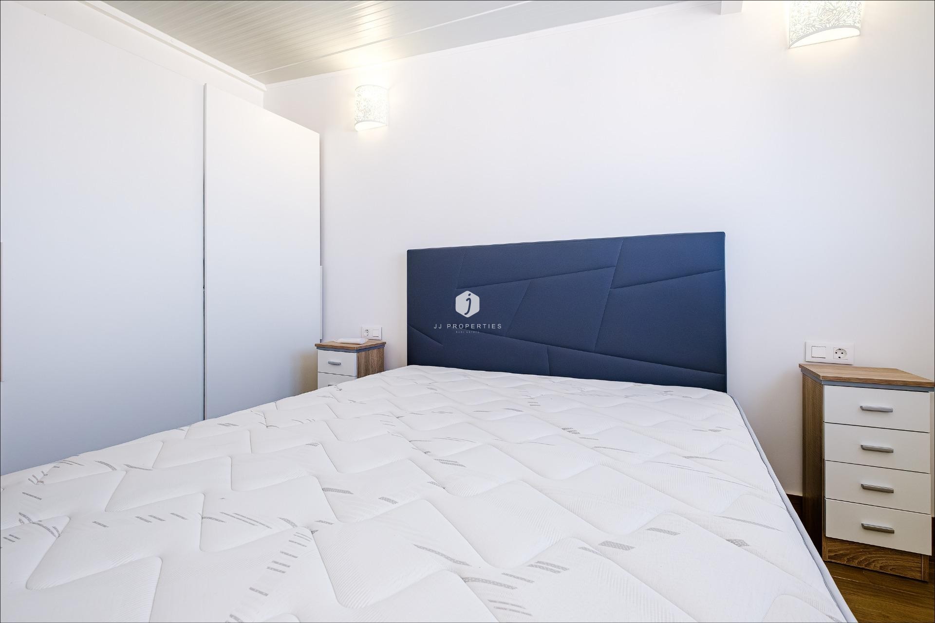 Resale - Apartment / flat -
Torrevieja - Playa del Cura