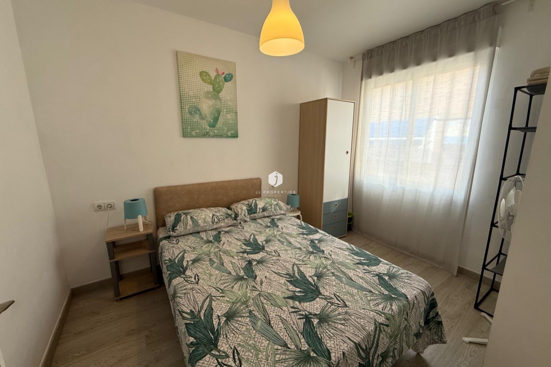 Resale - Apartment / flat -
Torrevieja - Playa del Cura