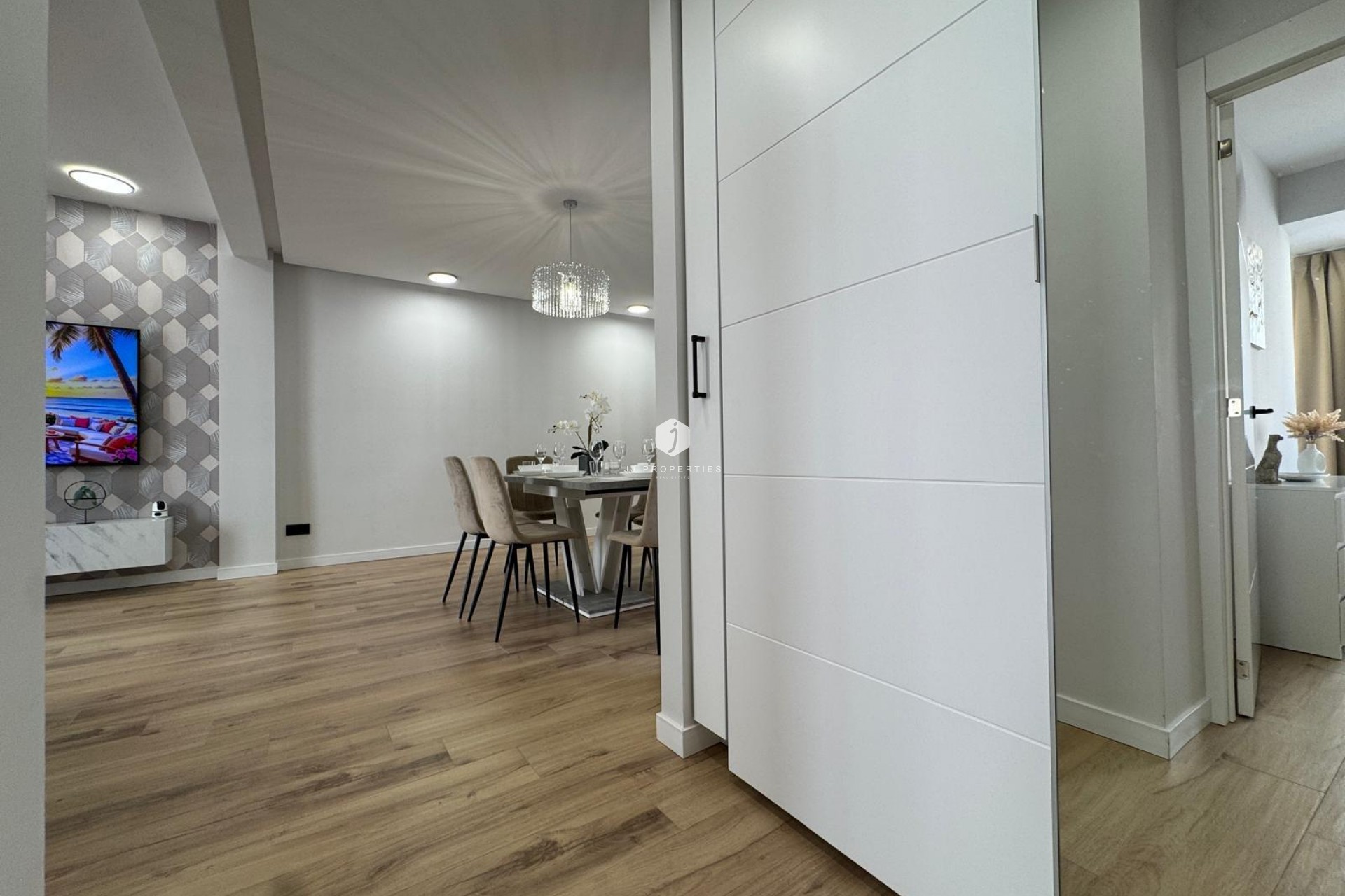 Resale - Apartment / flat -
Torrevieja - Playa del Cura